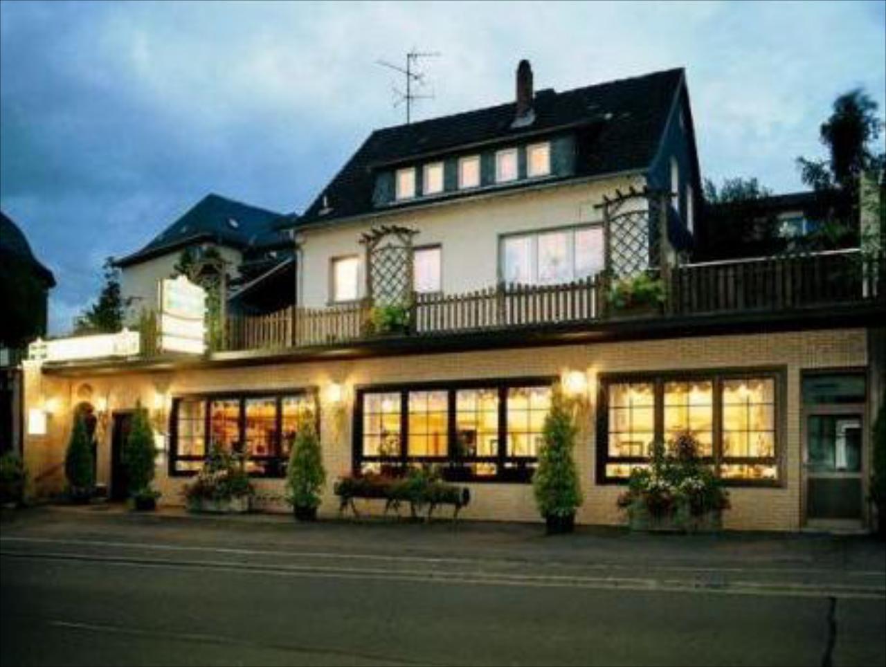 Zum Felsenkeller