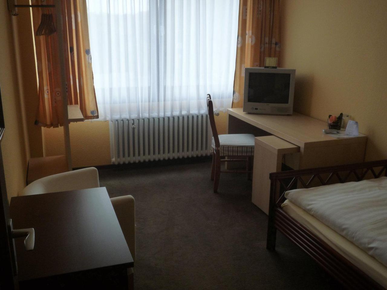 Center Hotel
