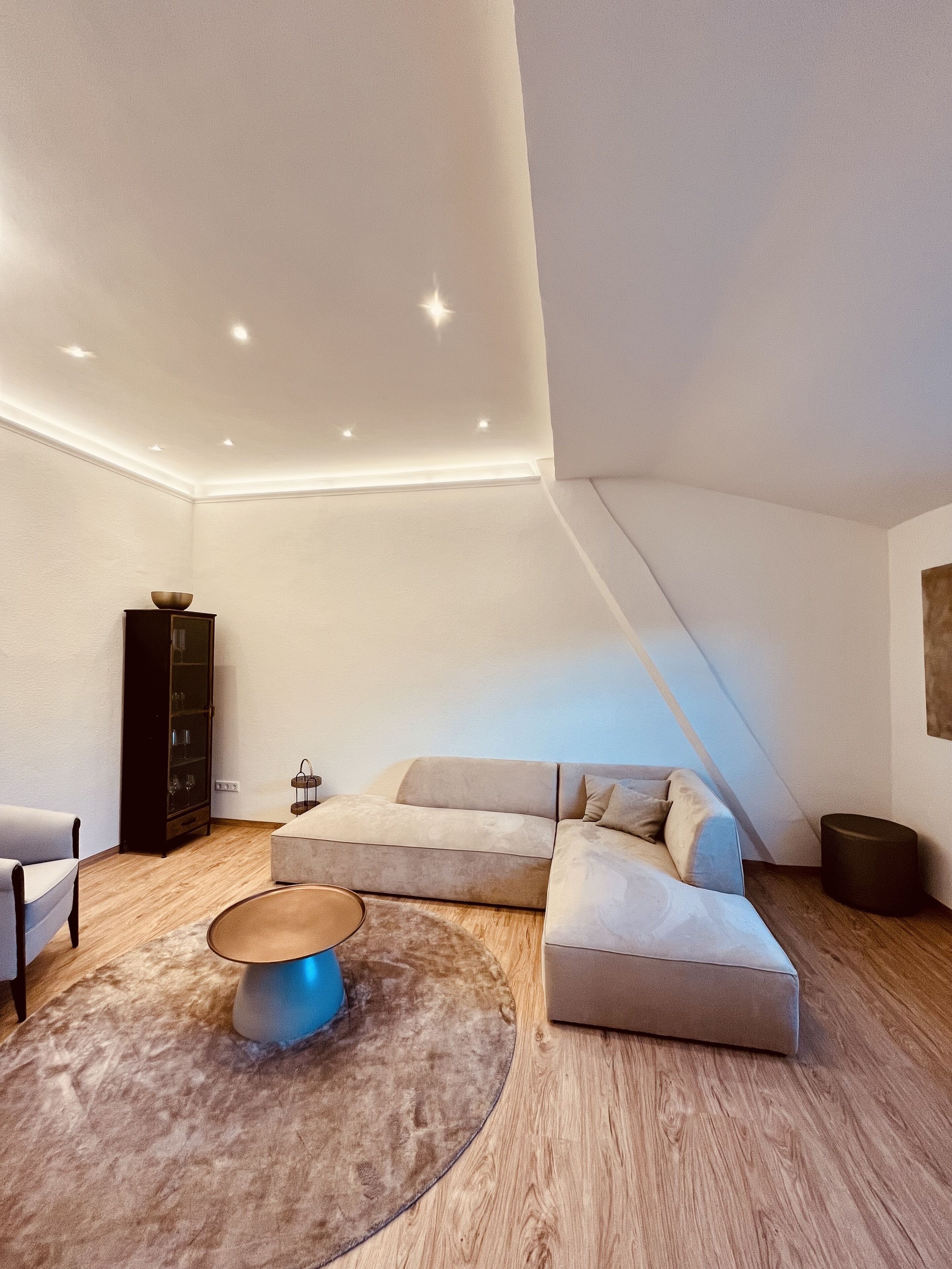 Pure Highlight Living