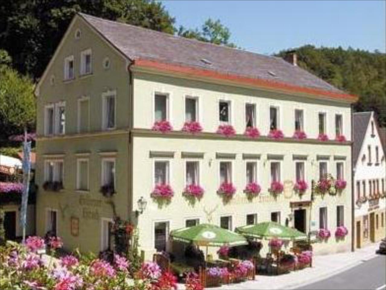 Goldener Hirsch