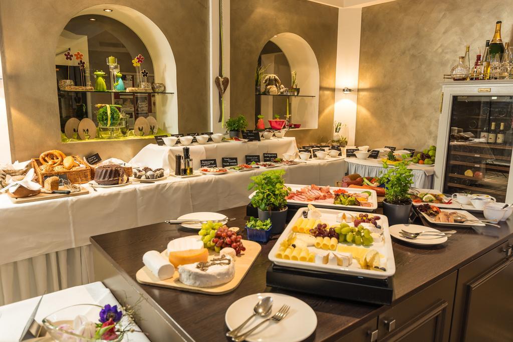 Hotel Goldene Traube