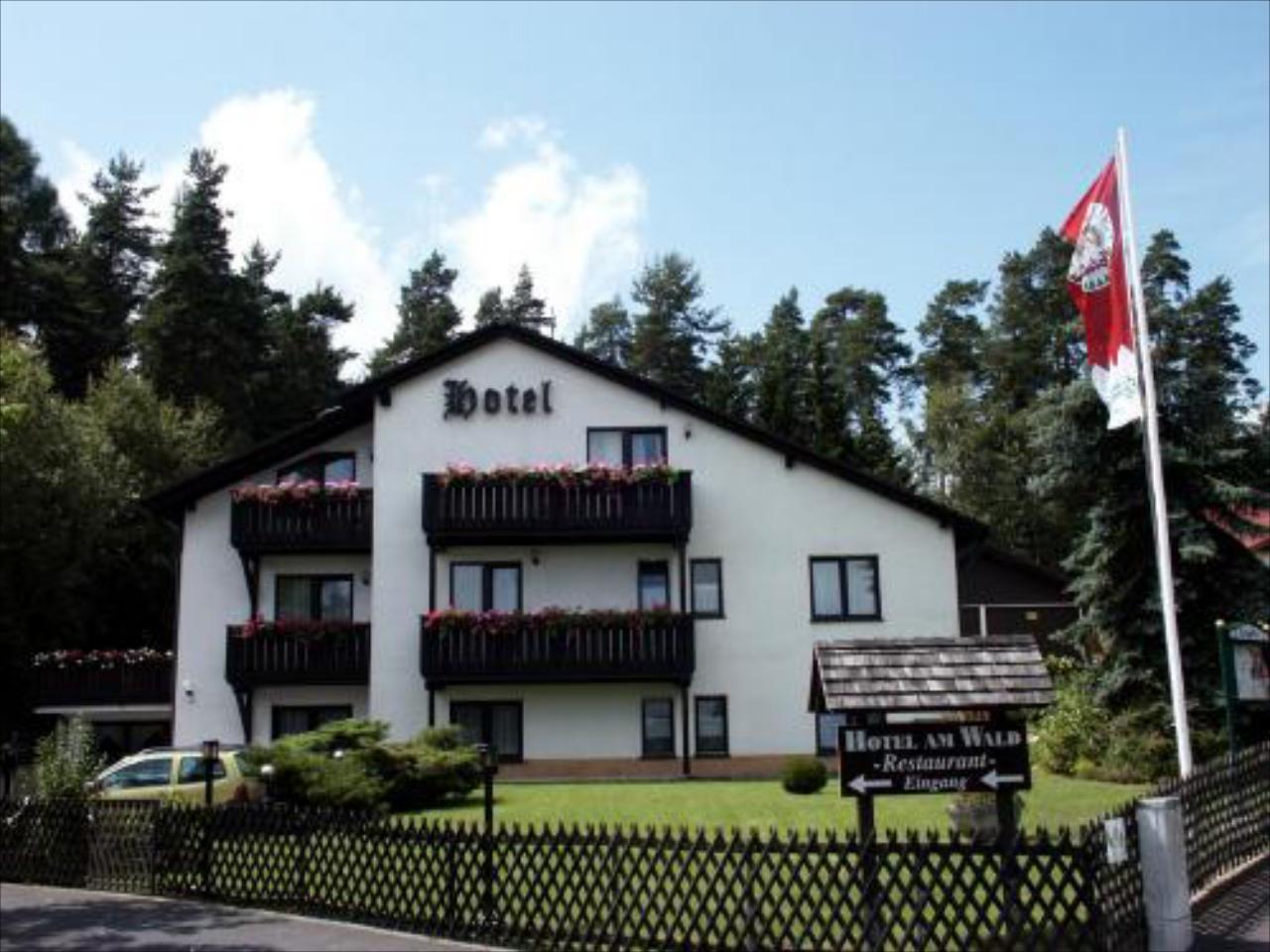 Meister BÄR HOTEL Hotel am Wald