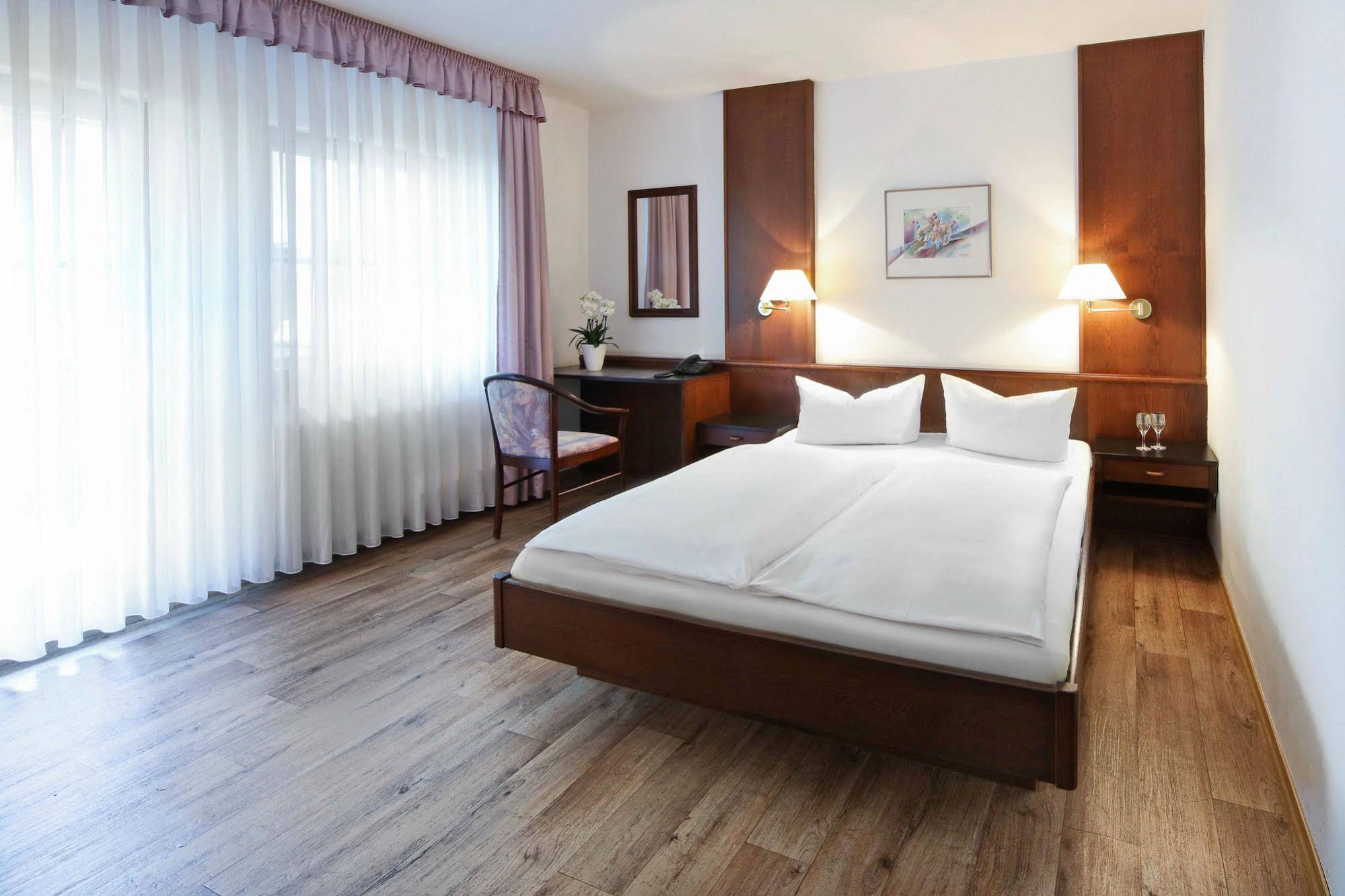 Waldhotel Bächlein