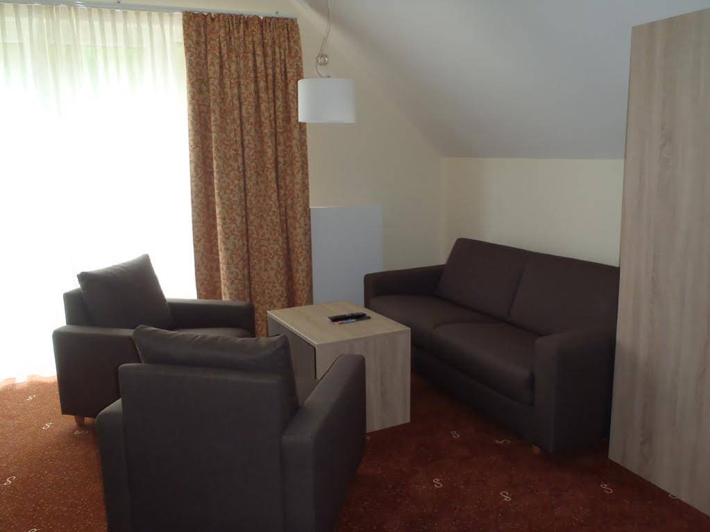 Schade's Wohlfühlhotel & Schmankerl Stubn