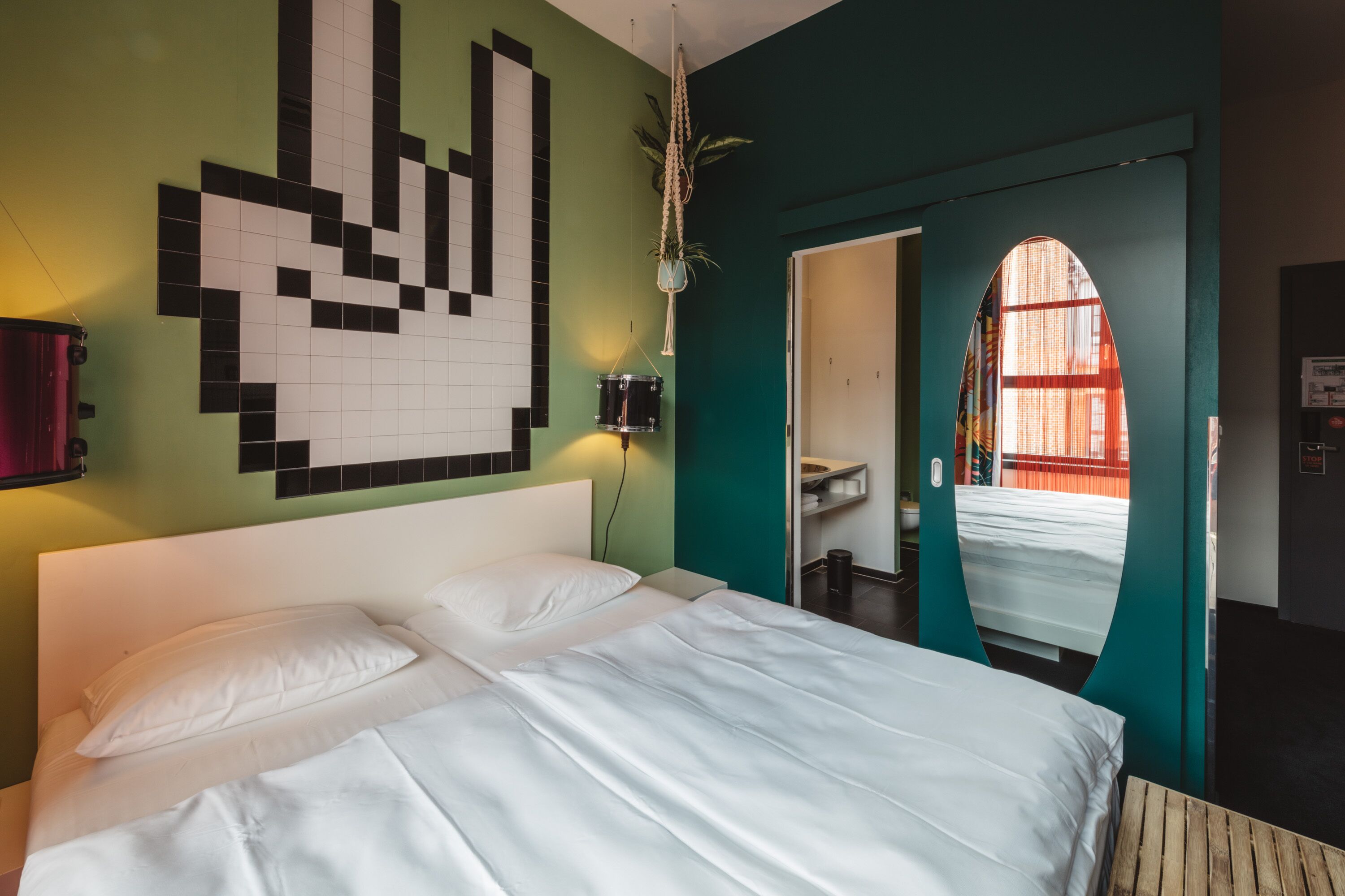 Superbude Altona Paradise