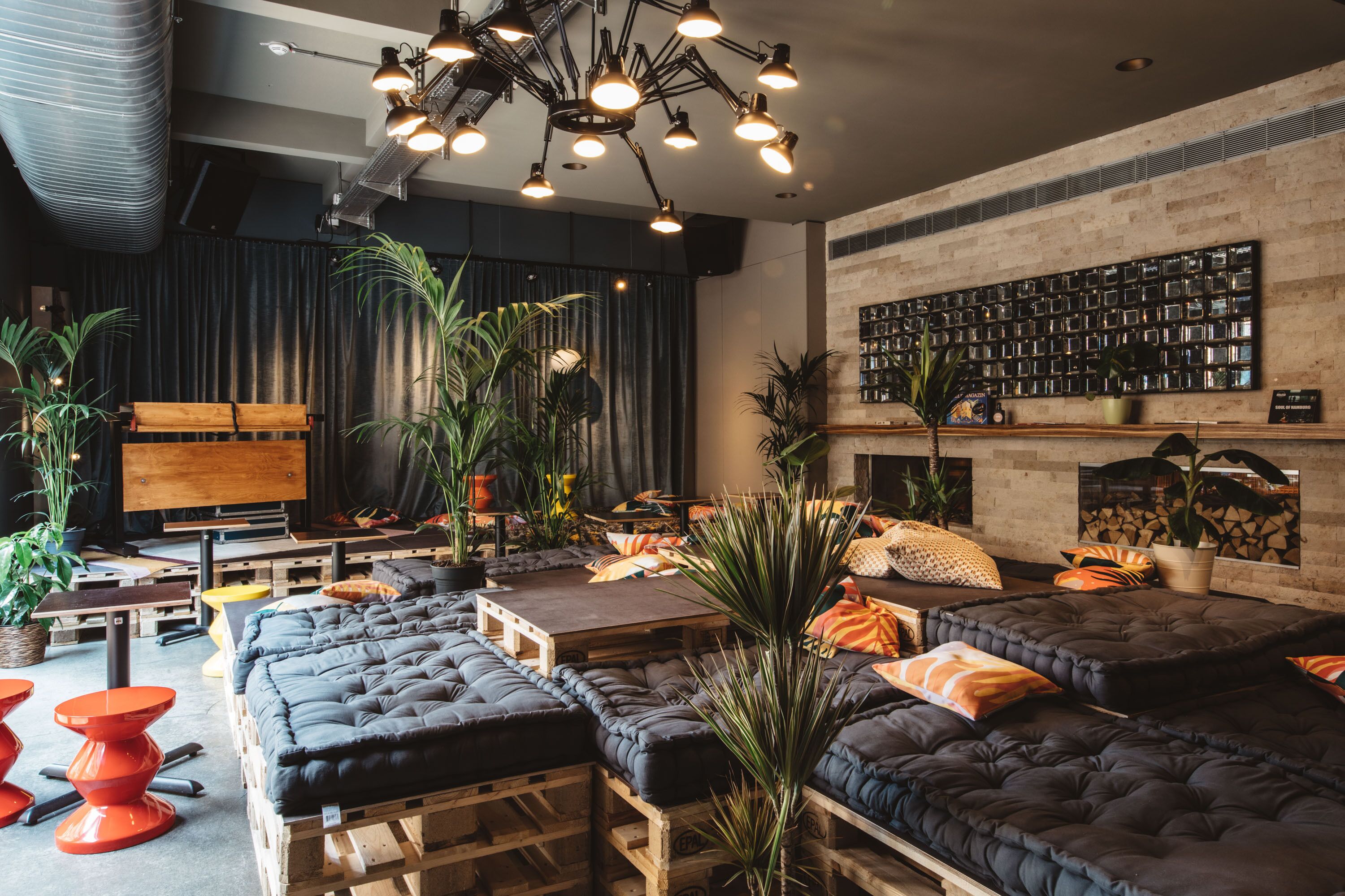 Superbude Altona Paradise