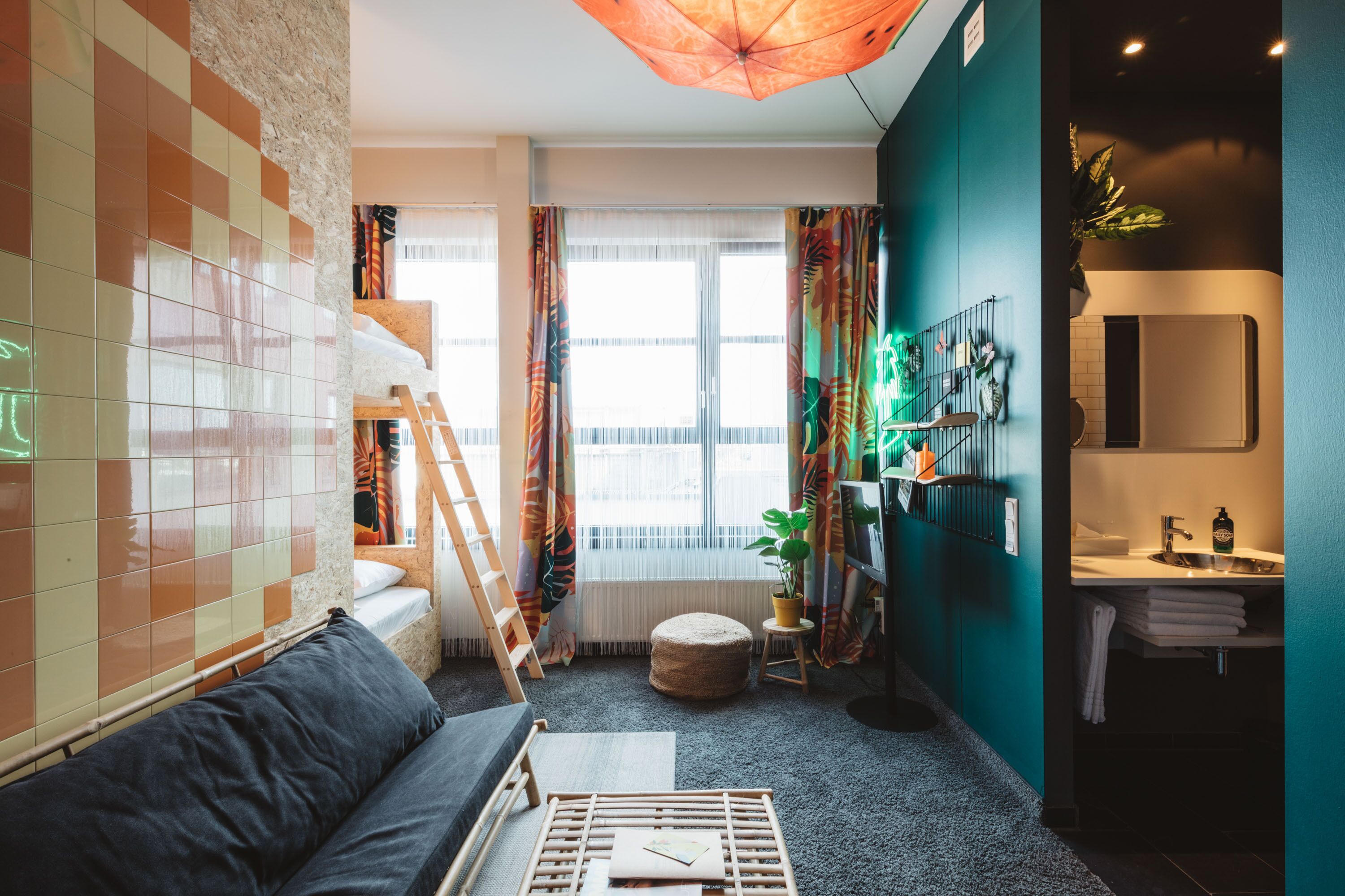 Superbude Altona Paradise