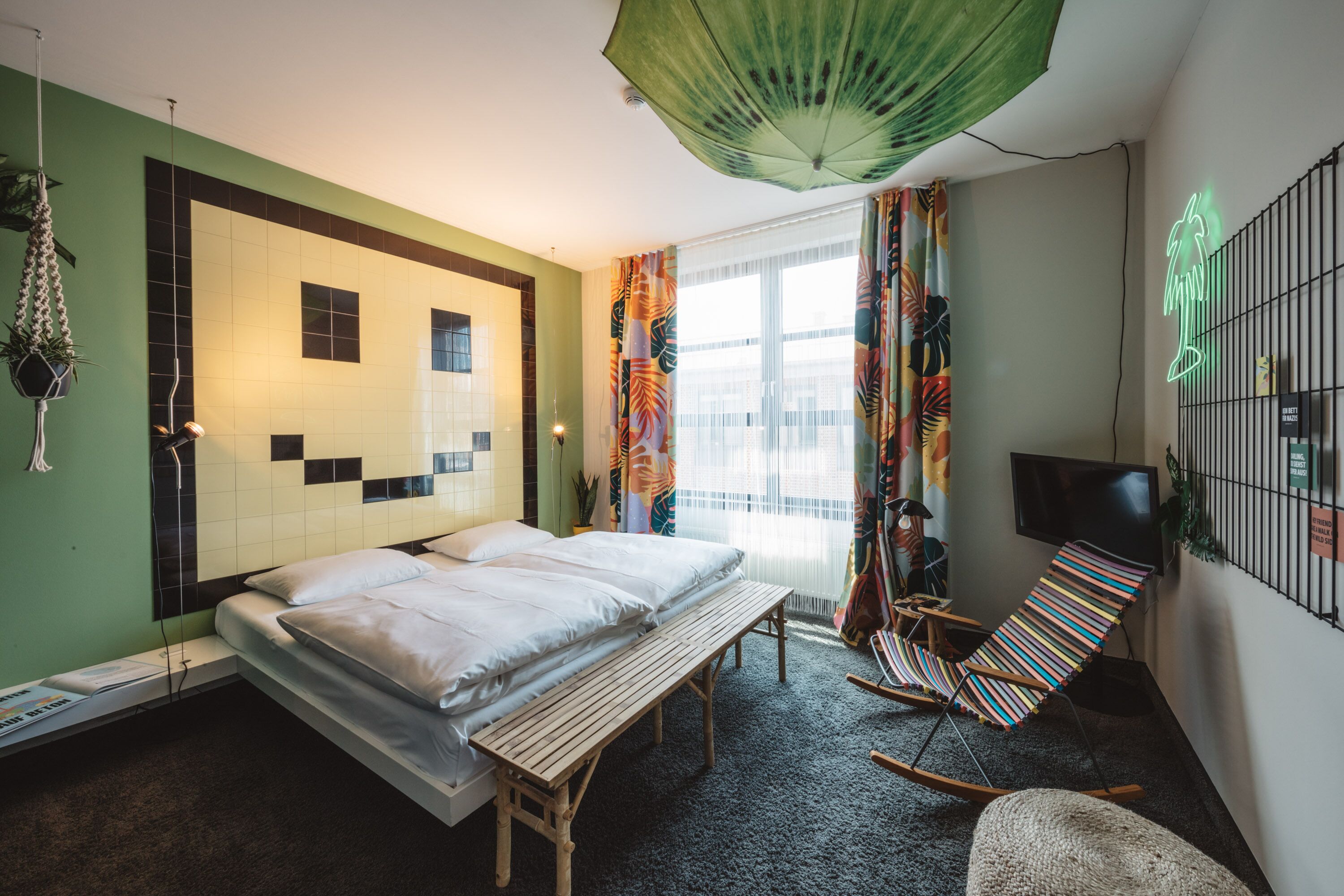 Superbude Altona Paradise