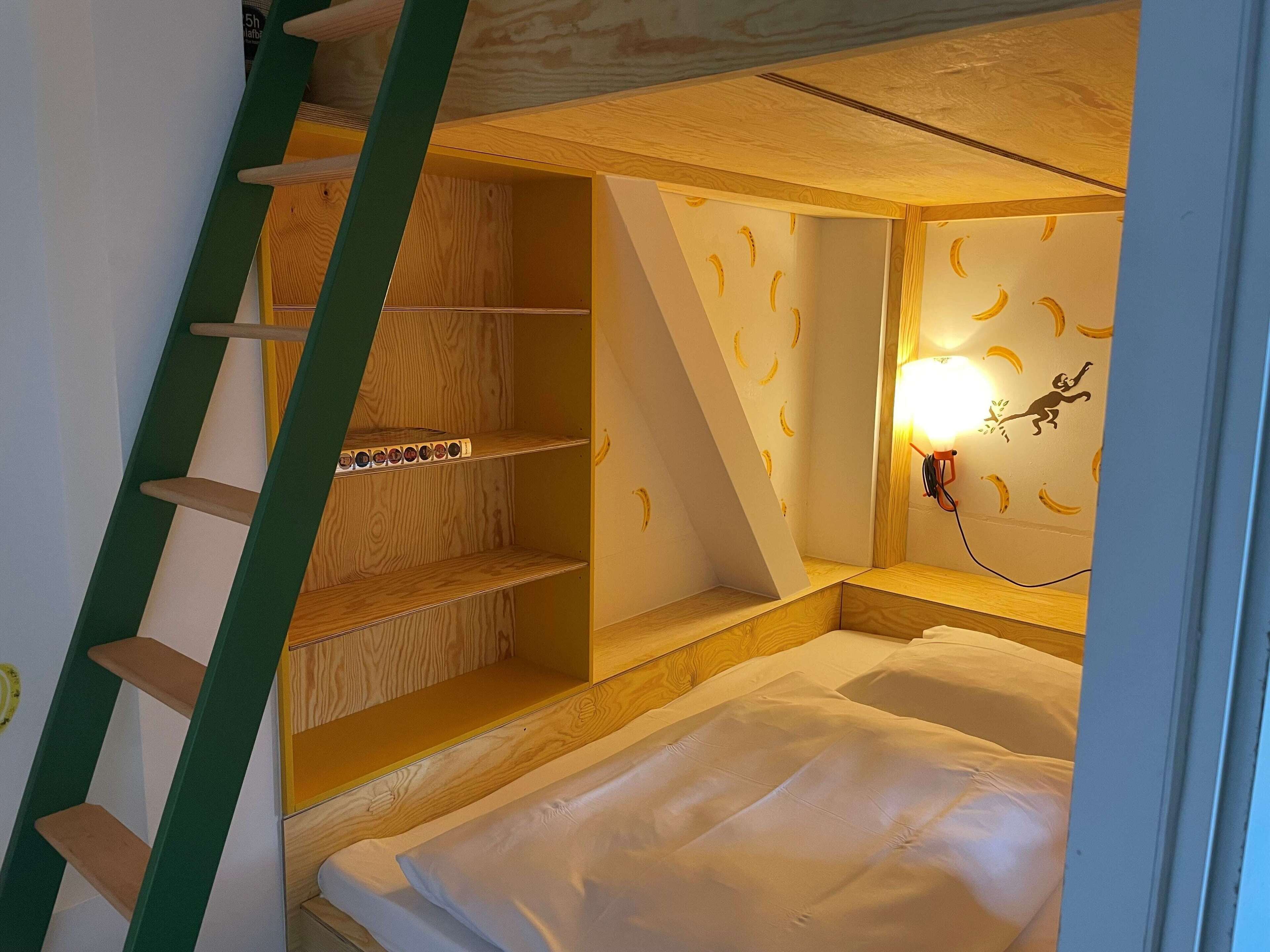 Superbude Altona Paradise