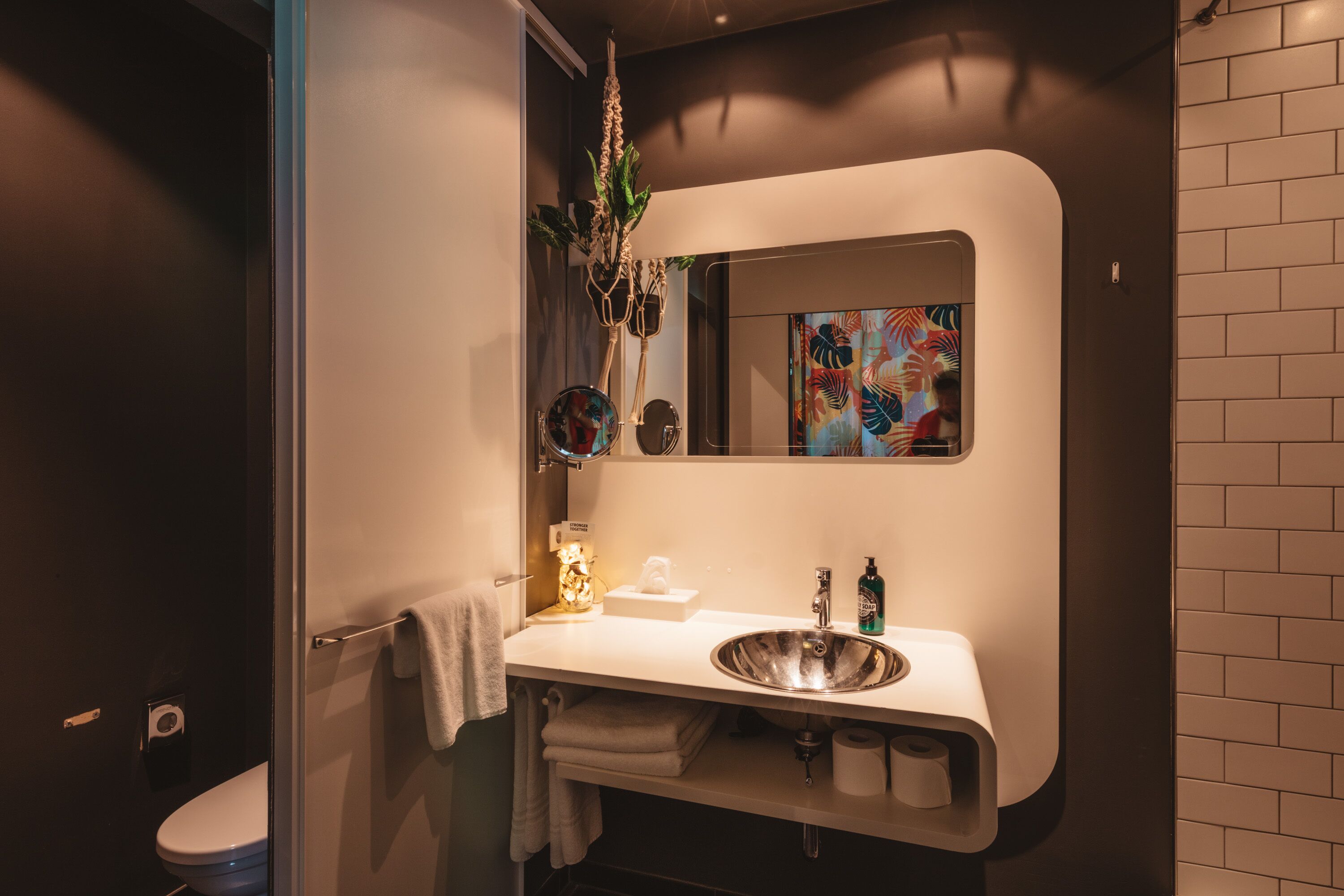 Superbude Altona Paradise