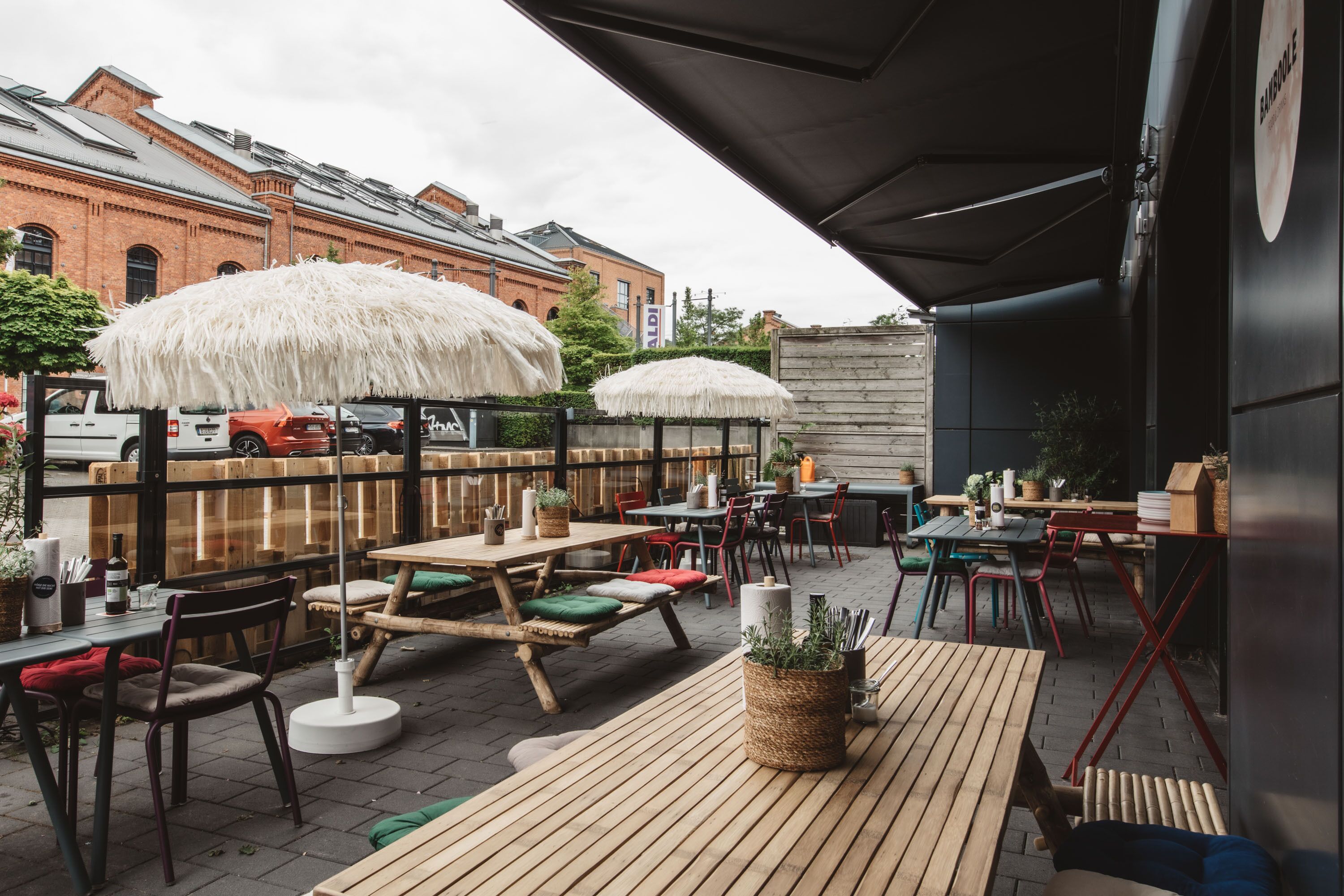 Superbude Altona Paradise