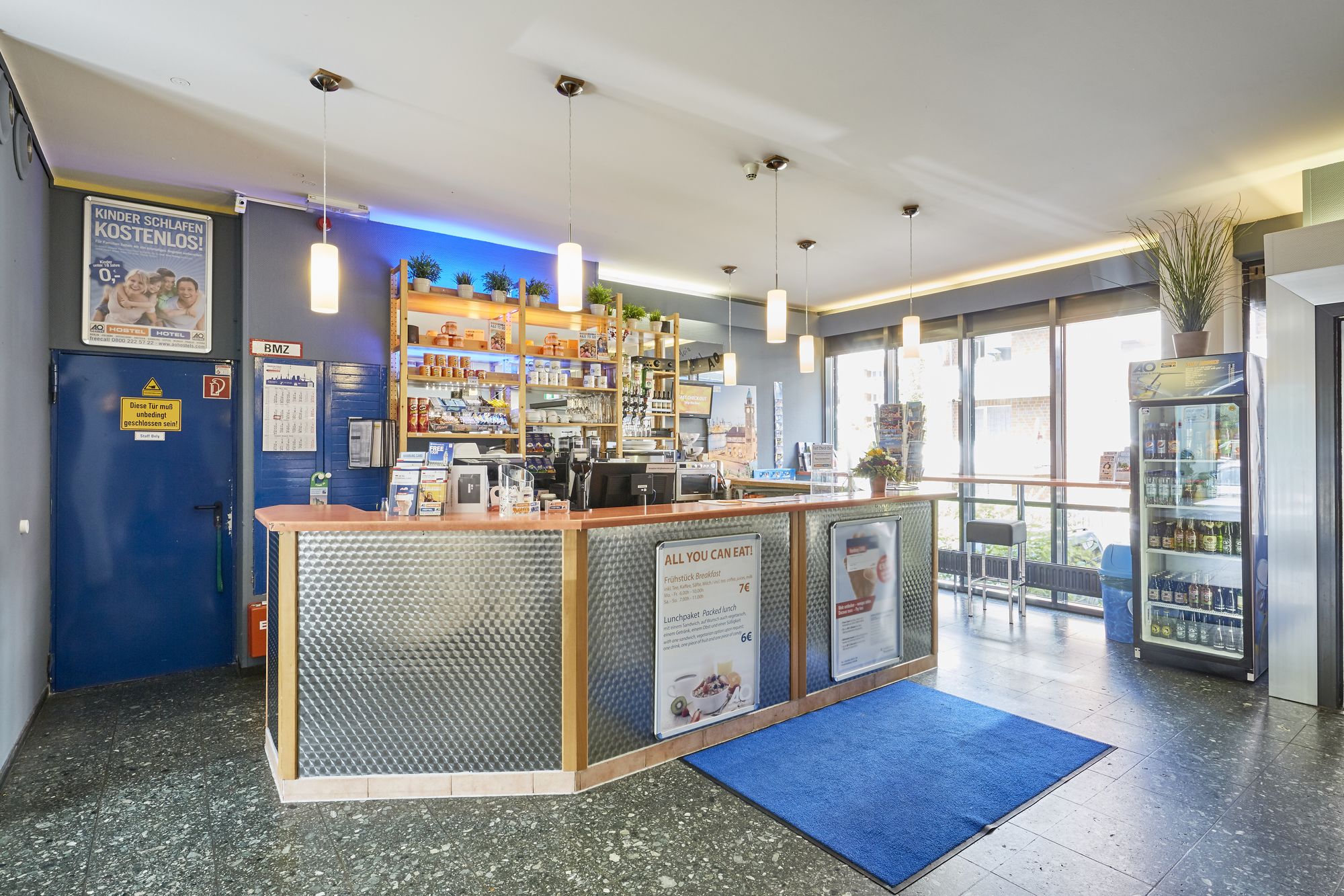 A&O Hamburg Hammer Kirche