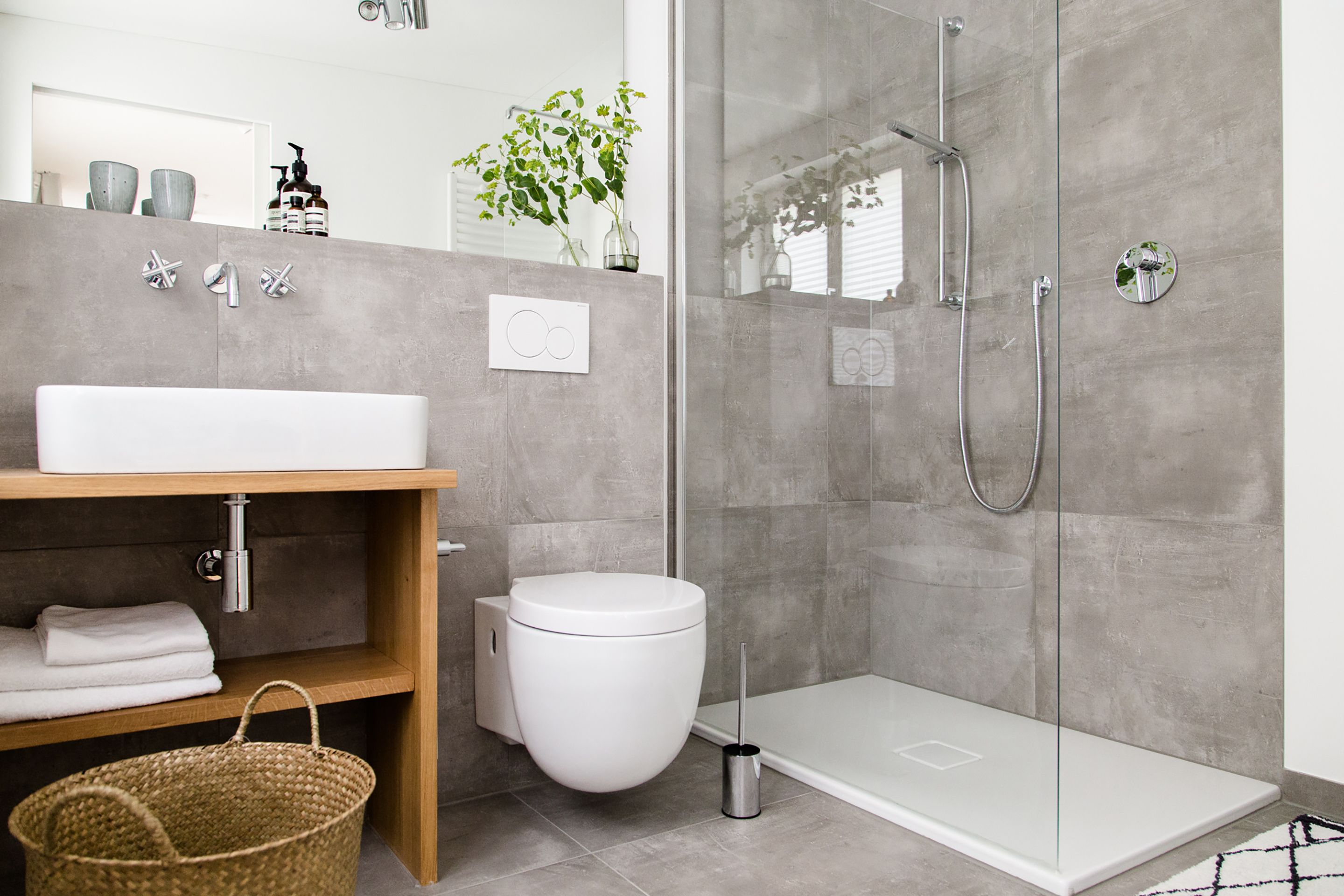 August The Boardinghouse