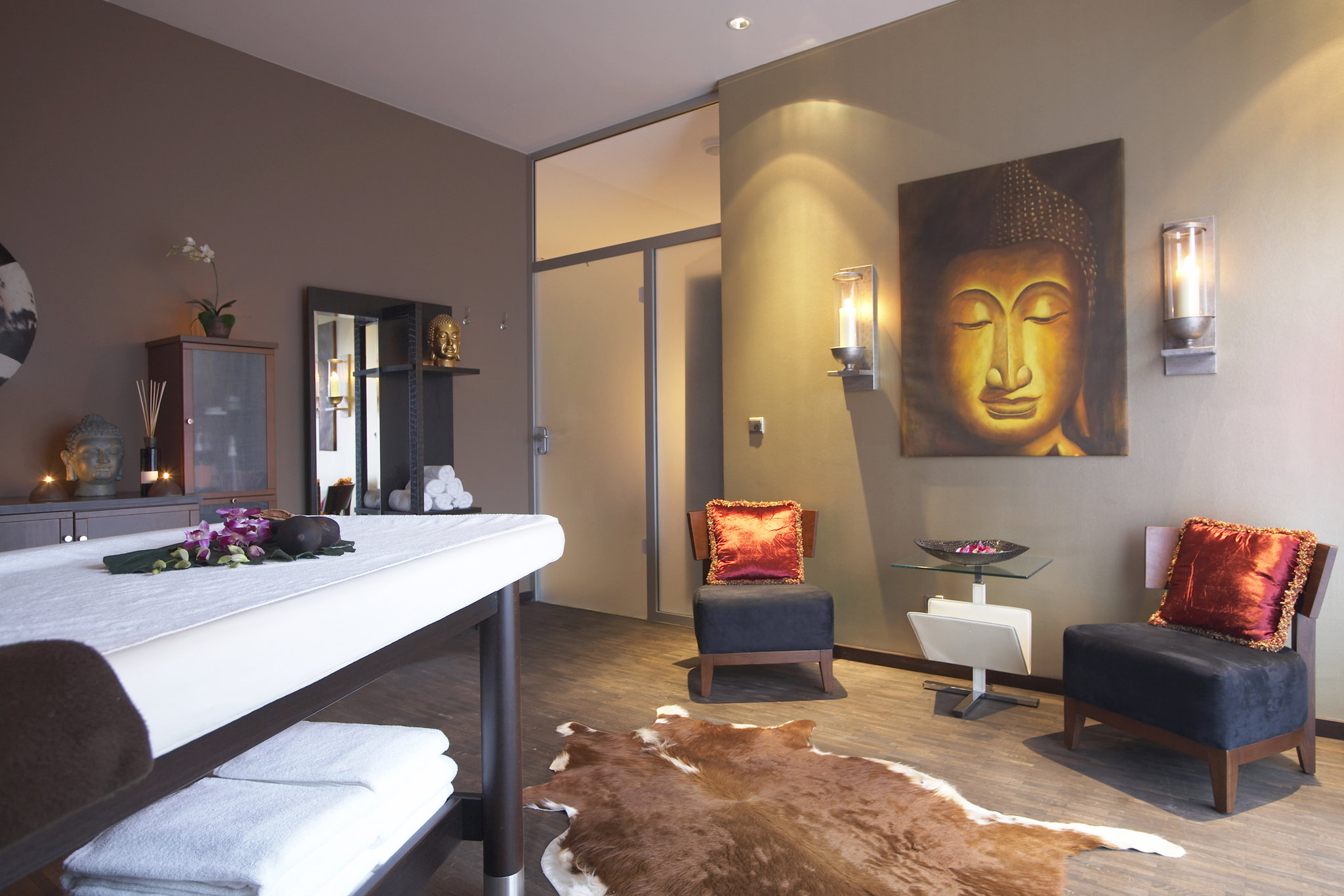 East Hotel & Restaurant