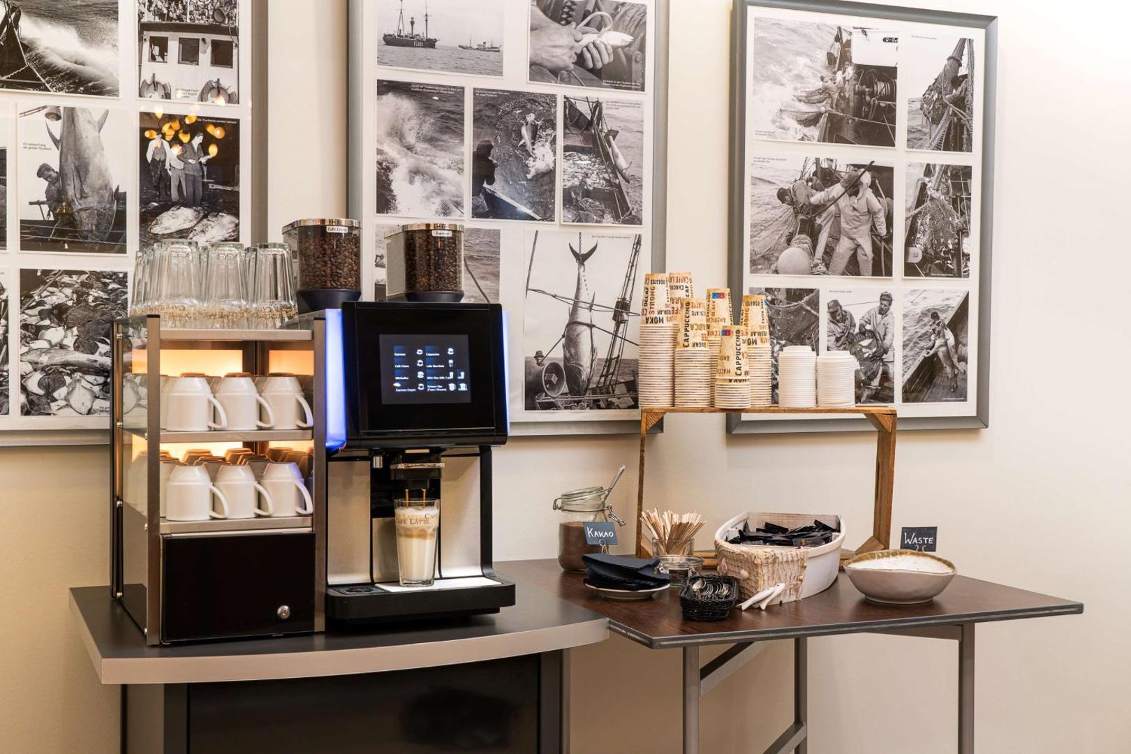 elaya hotel hamburg finkenwerder