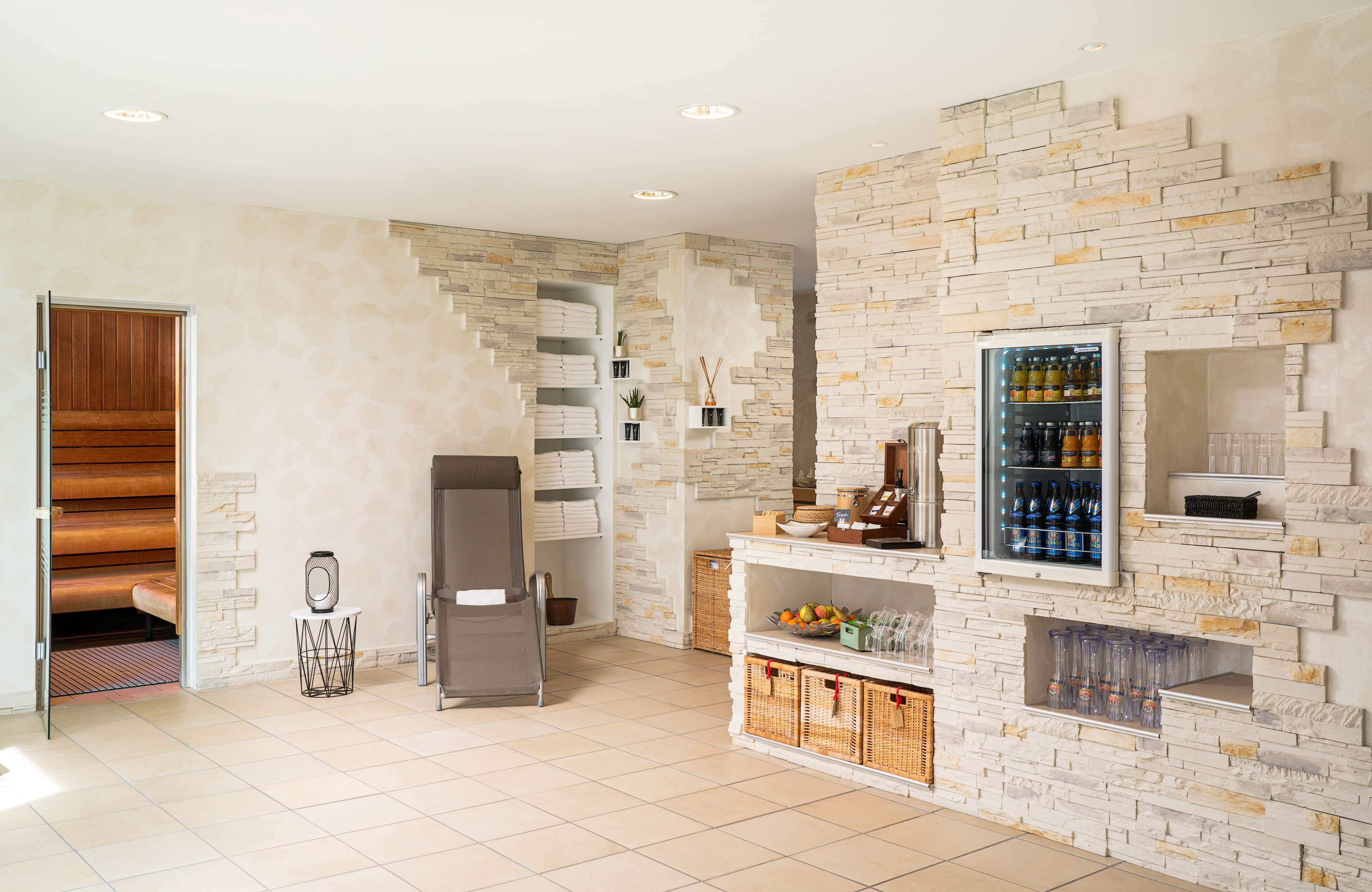 elaya hotel hamburg finkenwerder