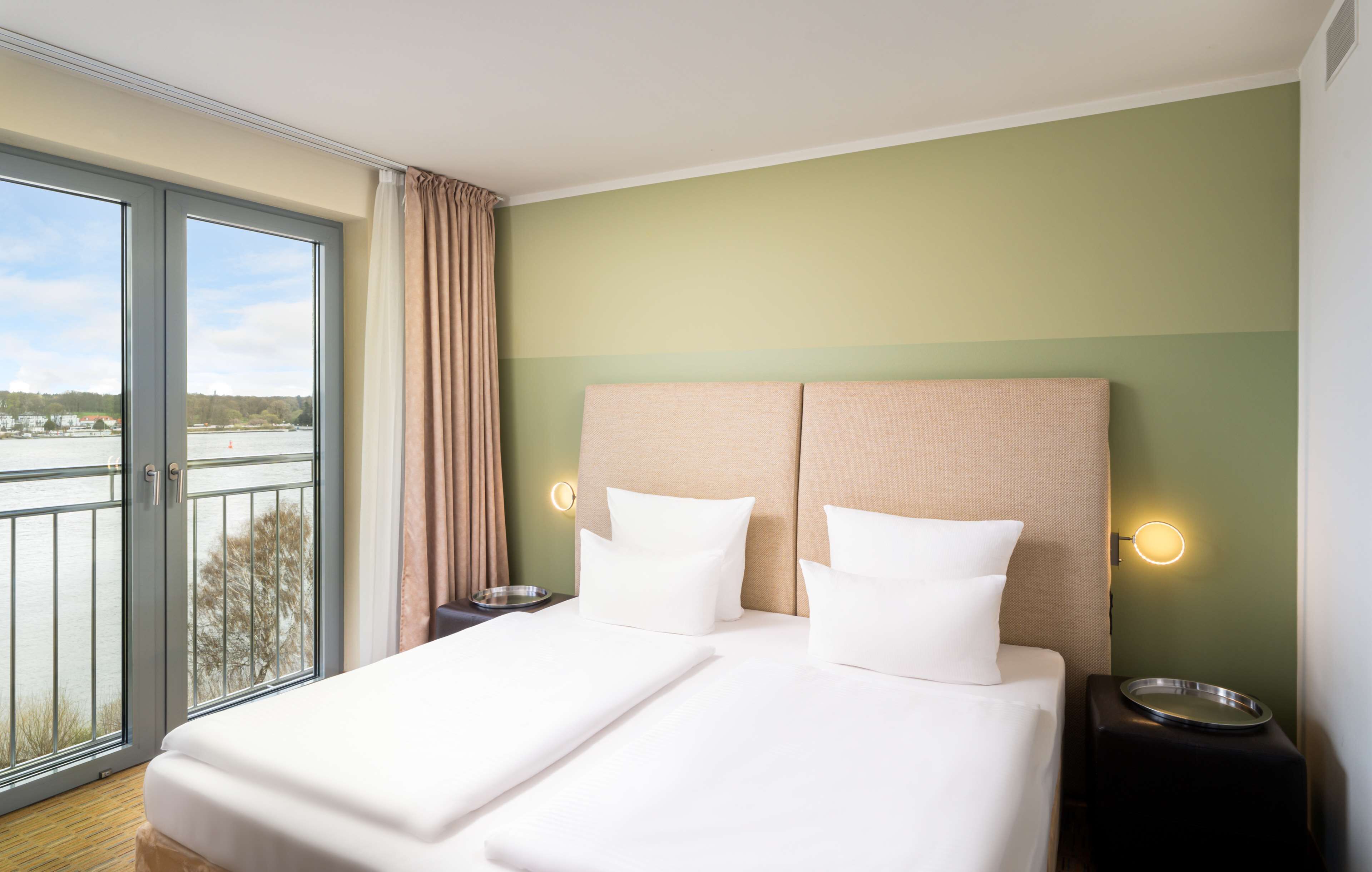 elaya hotel hamburg finkenwerder