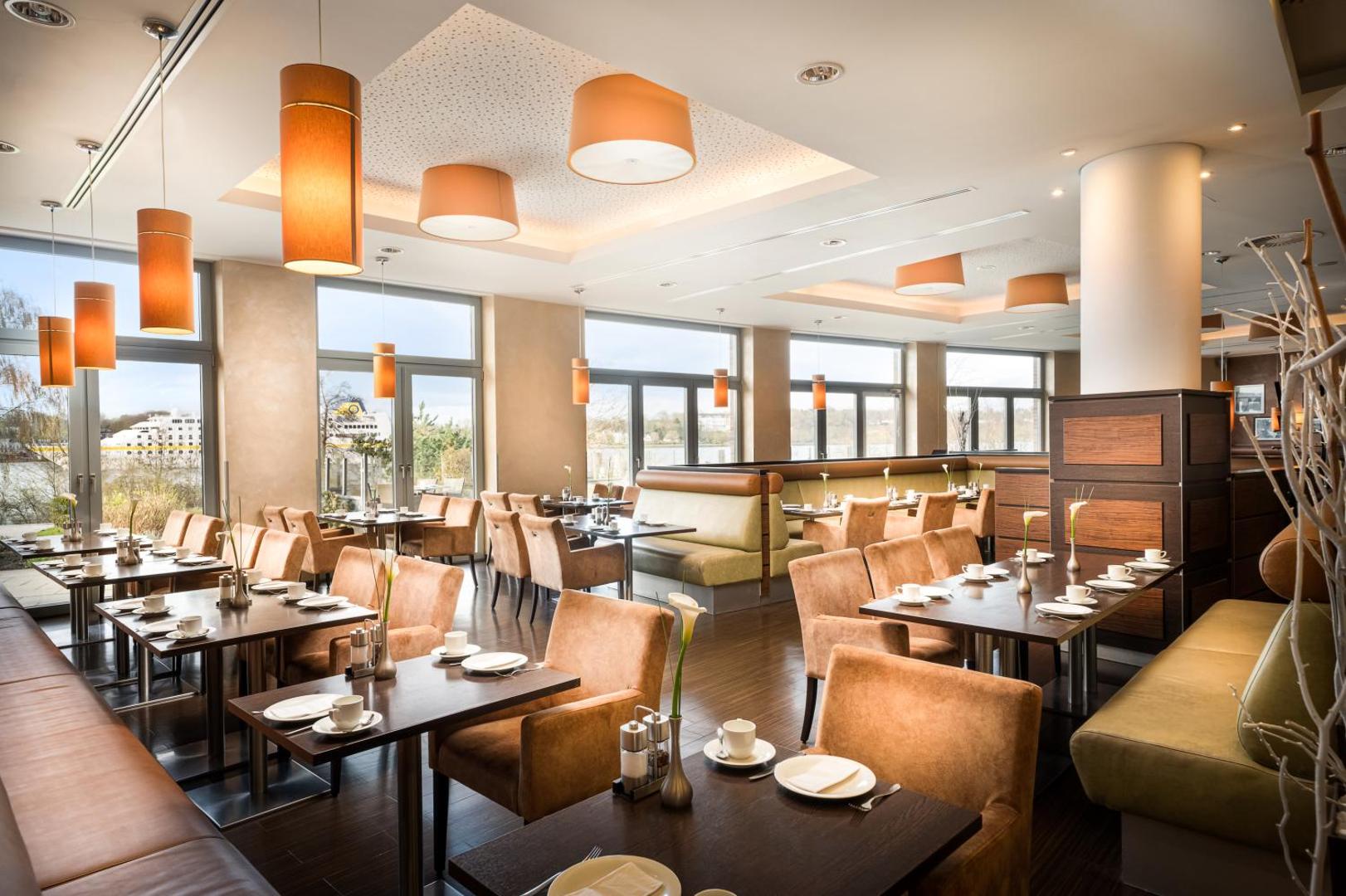 elaya hotel hamburg finkenwerder