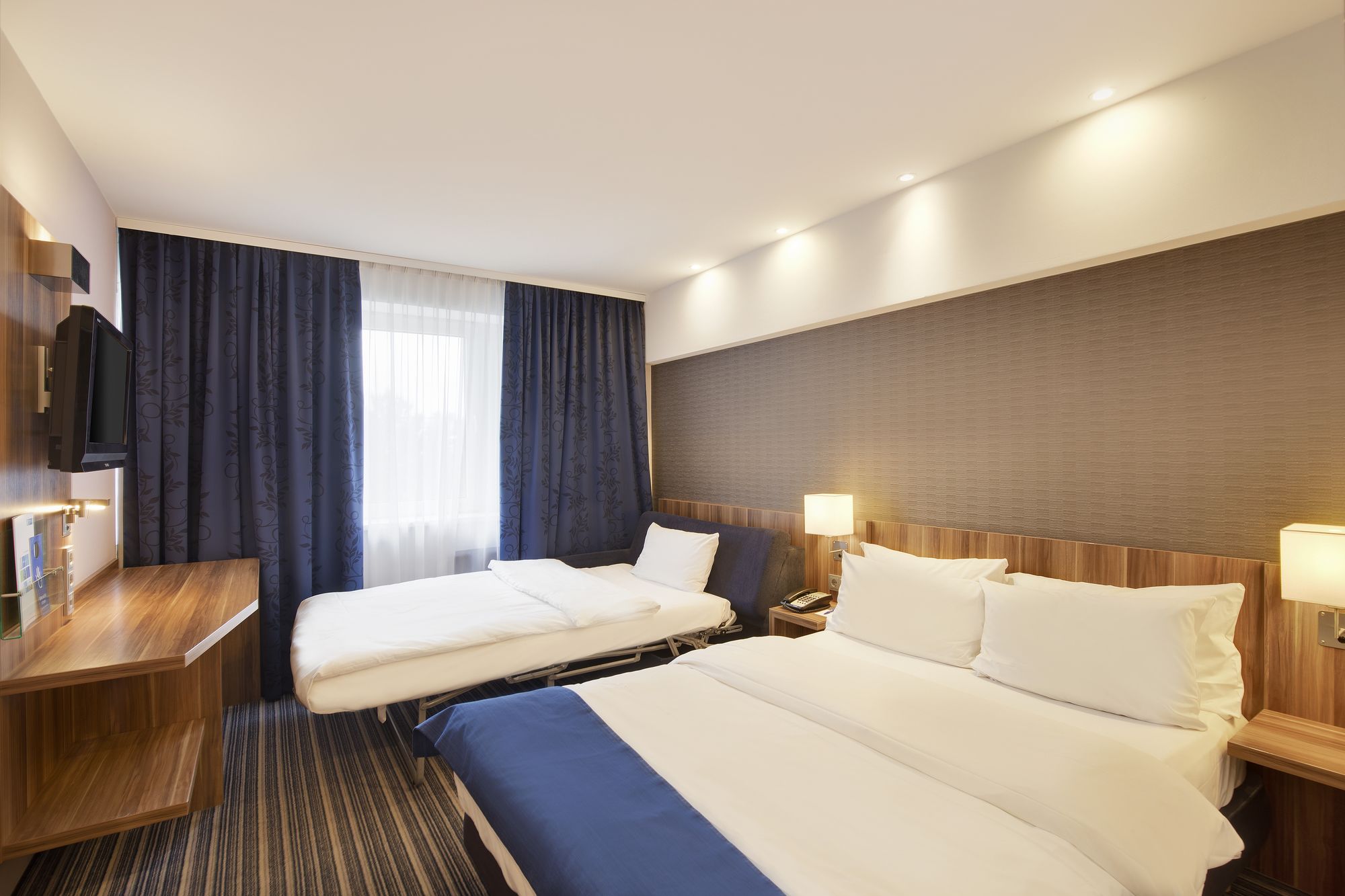 Premier Inn Hamburg City Alster Hotel