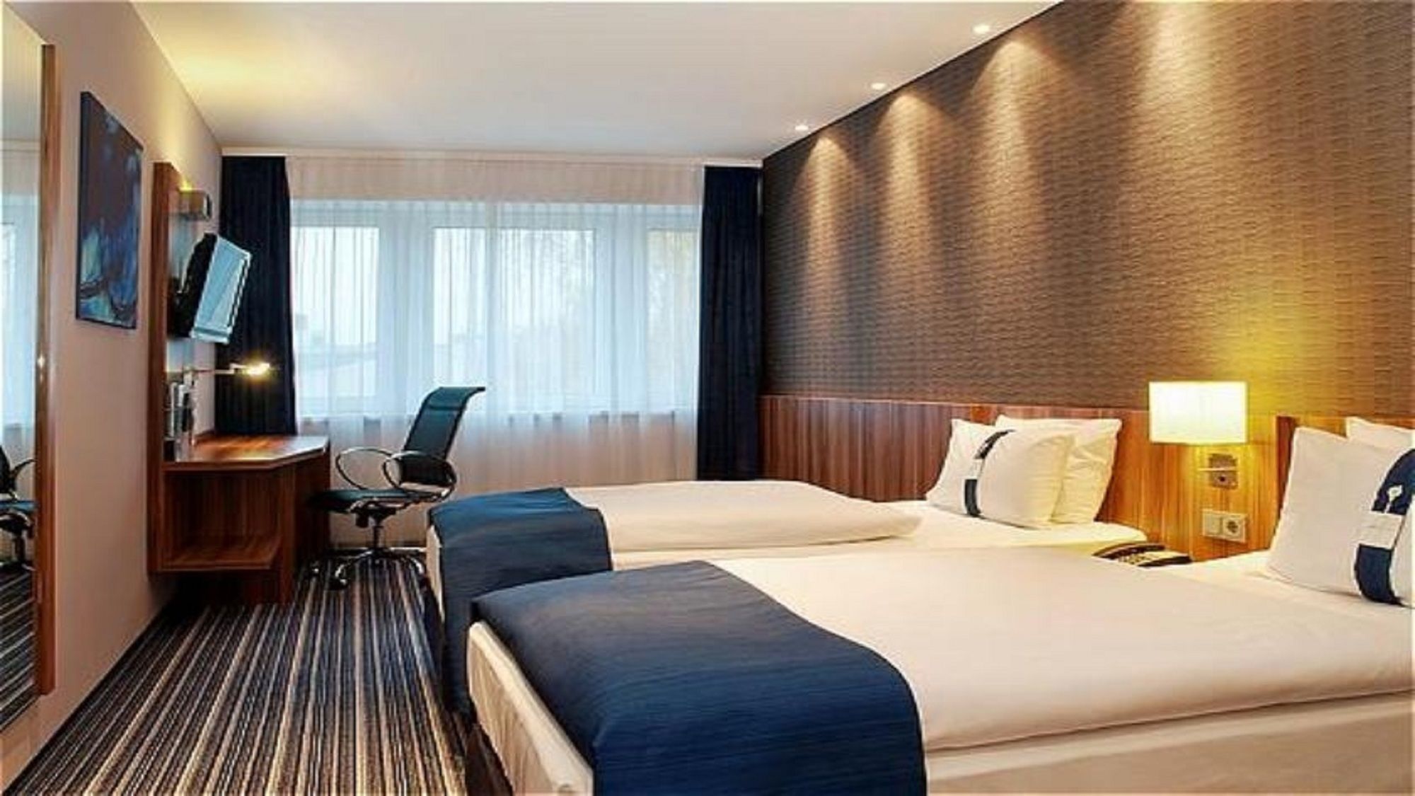 Premier Inn Hamburg City Alster Hotel