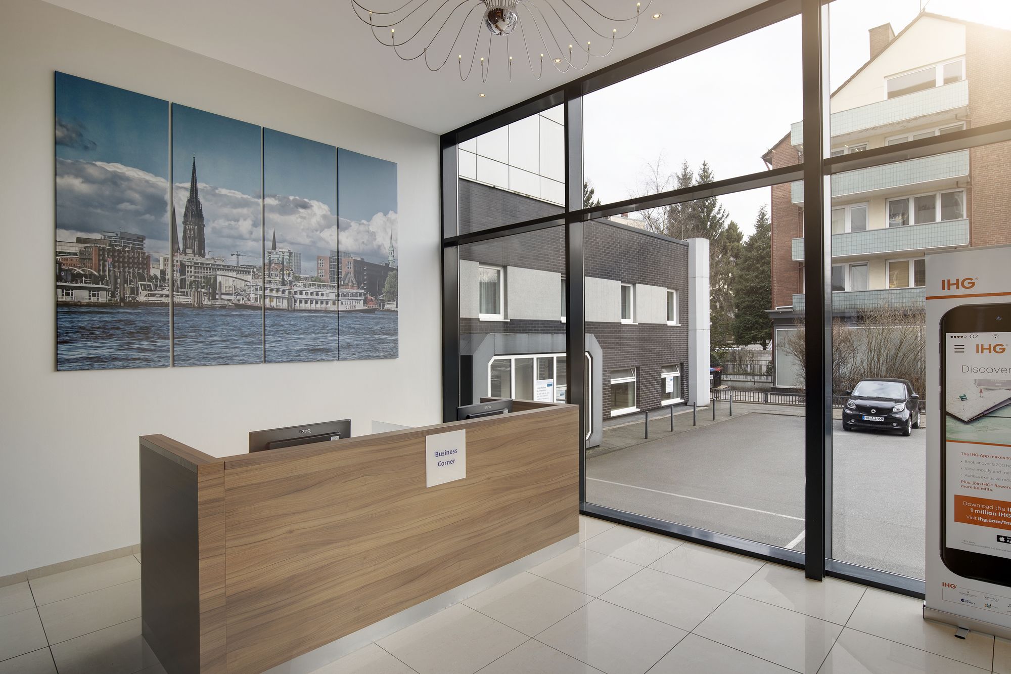 Premier Inn Hamburg City Alster Hotel