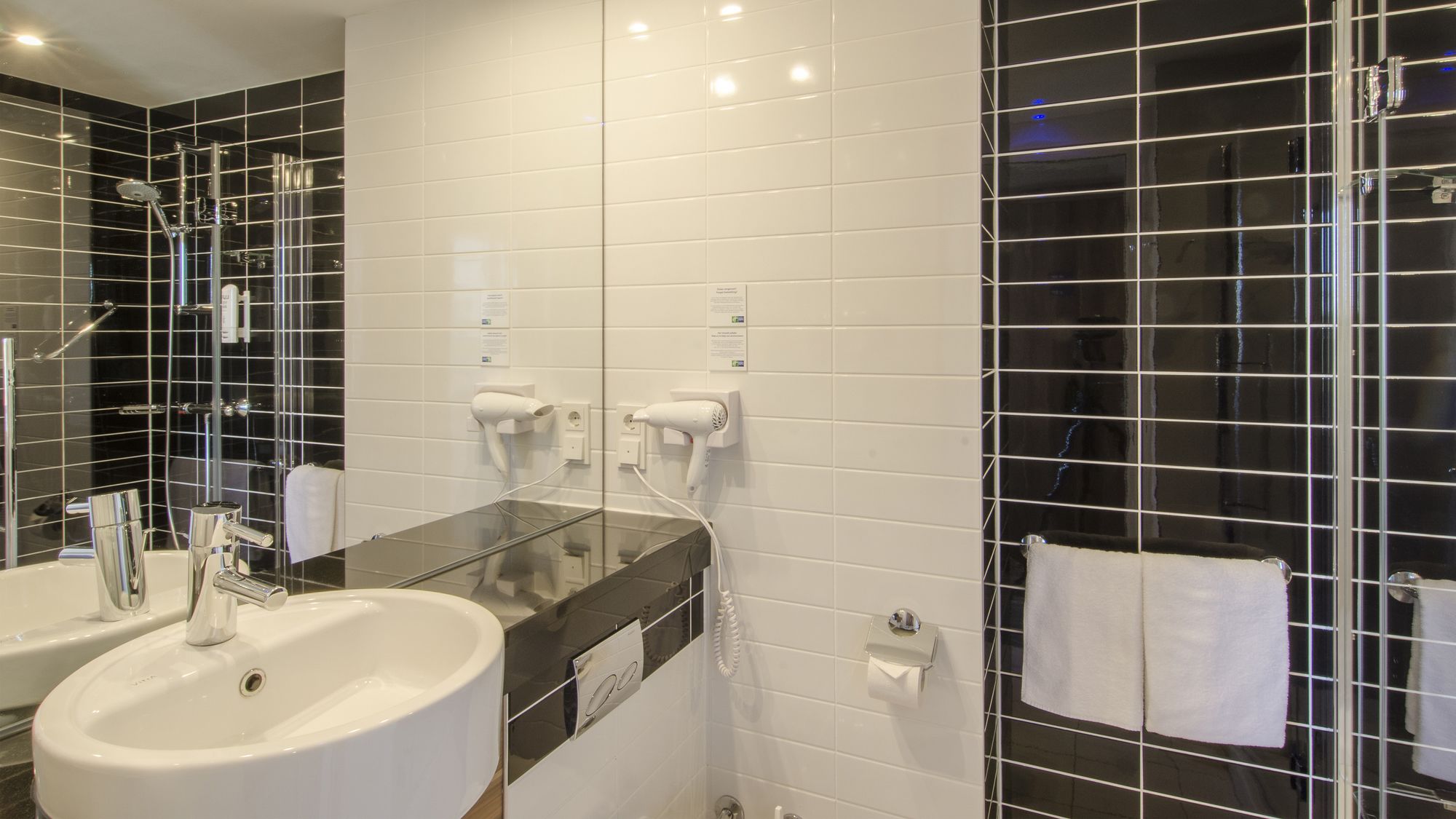 Premier Inn Hamburg City Alster Hotel