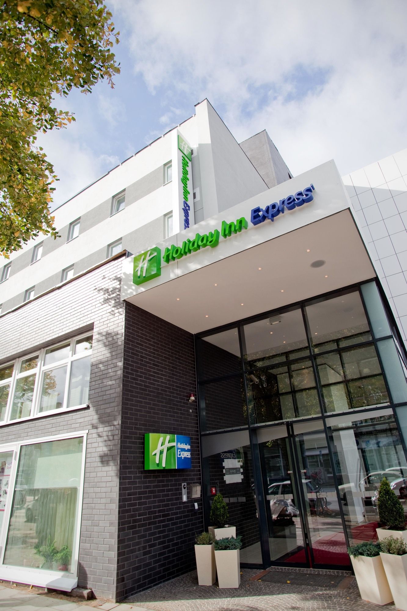 Premier Inn Hamburg City Alster Hotel