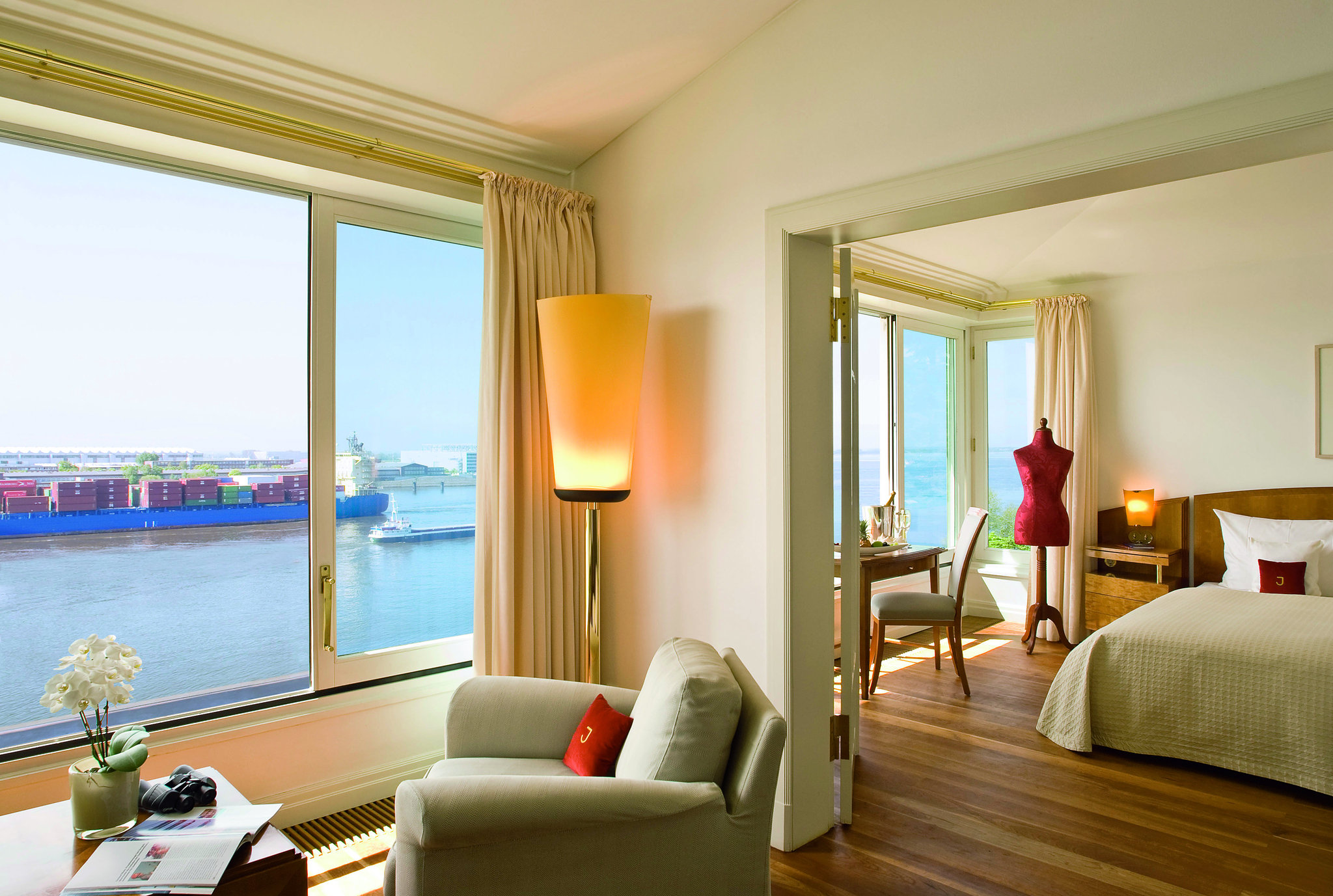 Hotel Louis C. Jacob