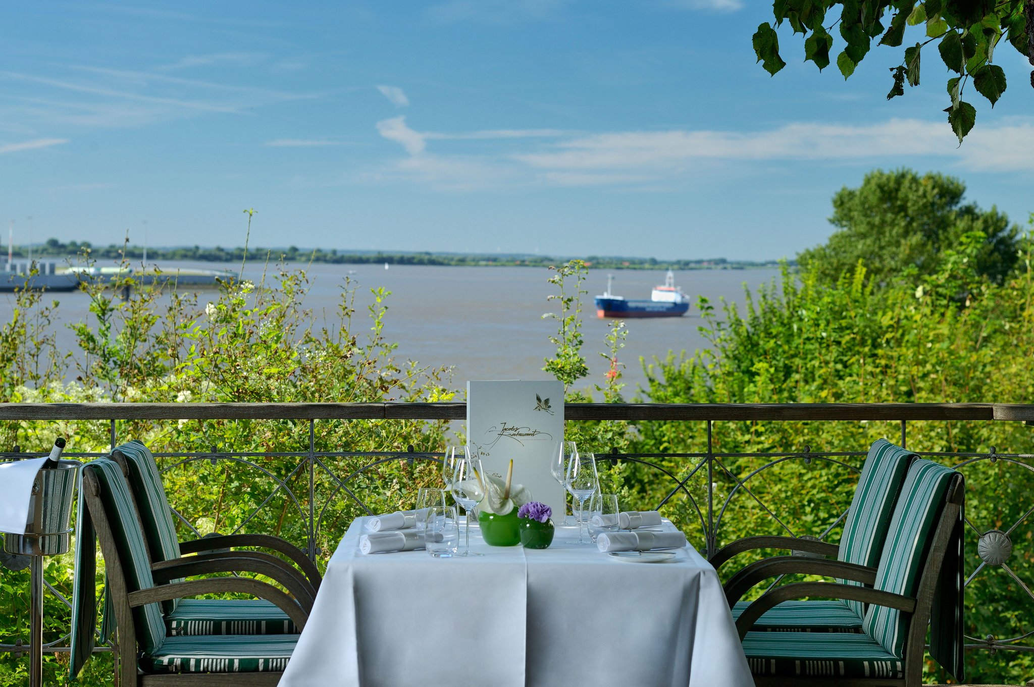 Hotel Louis C. Jacob