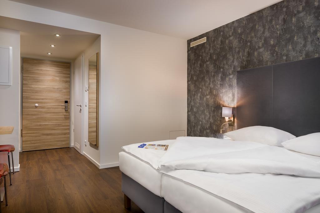 Signature East Hotel Apartment