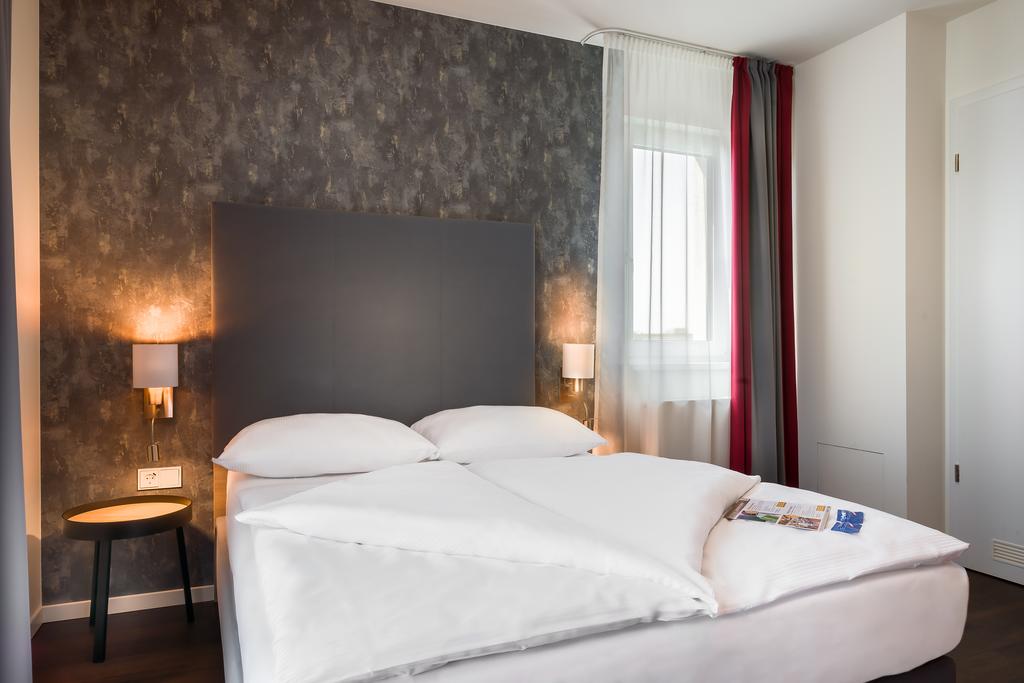 Signature East Hotel Apartment