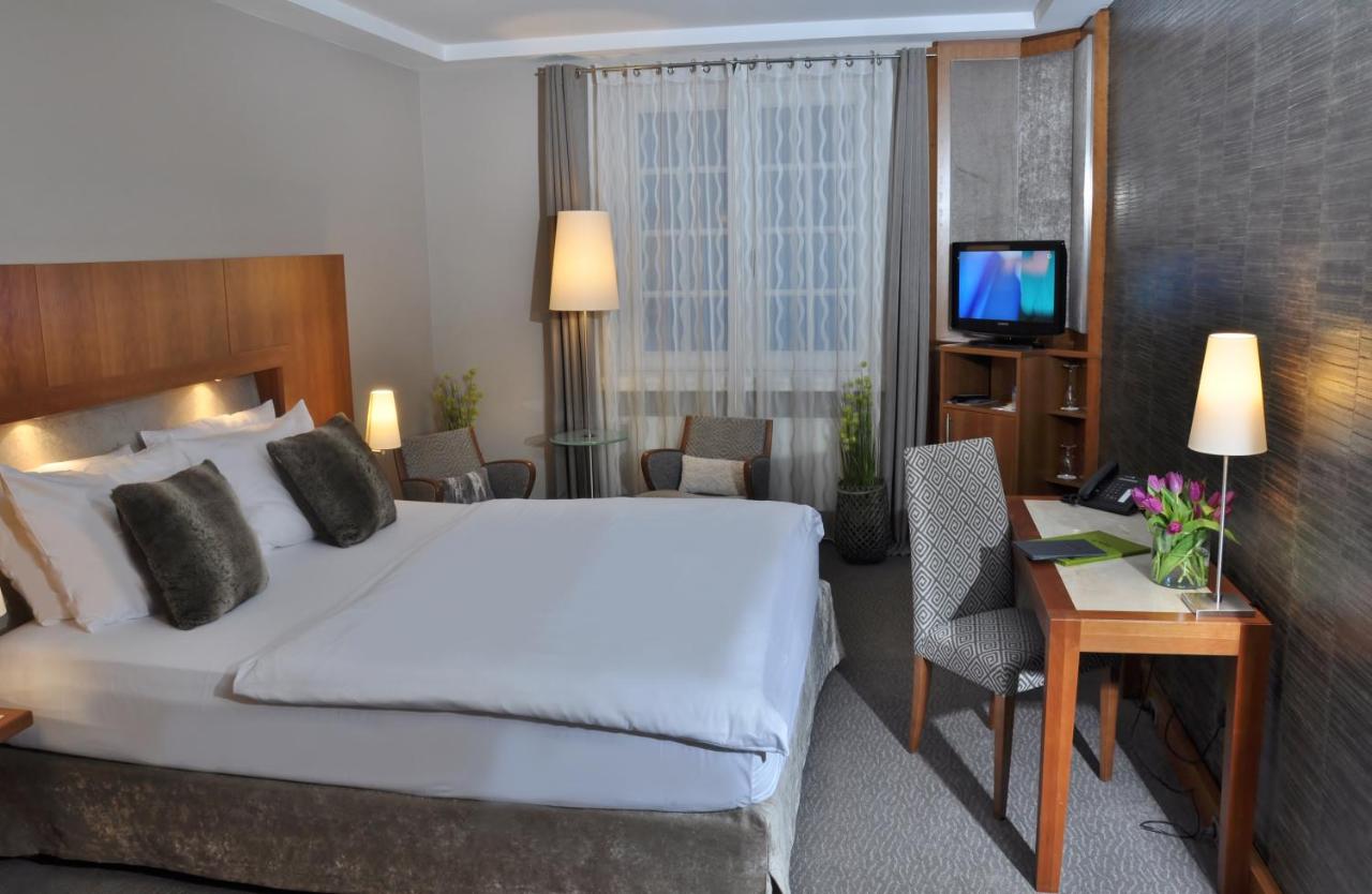 Top Cityline Hotel Eggers