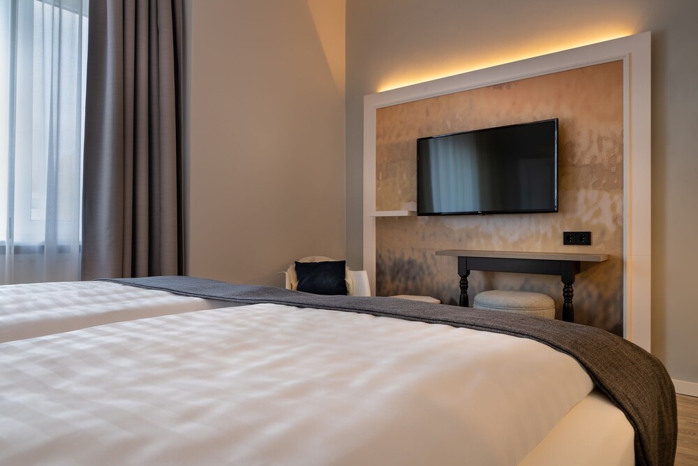 Signature East Hotel Falk