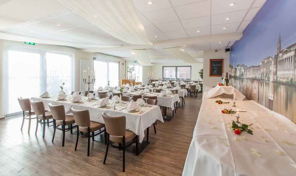 Sporthotel Hamburg by JUFA Hotels