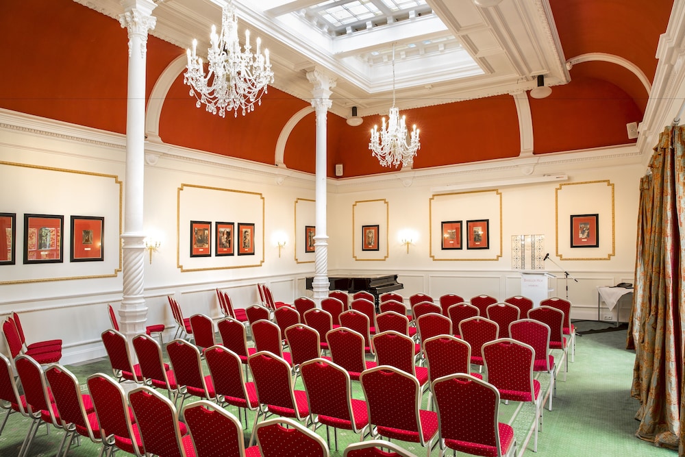 TOP Palais Esplanade