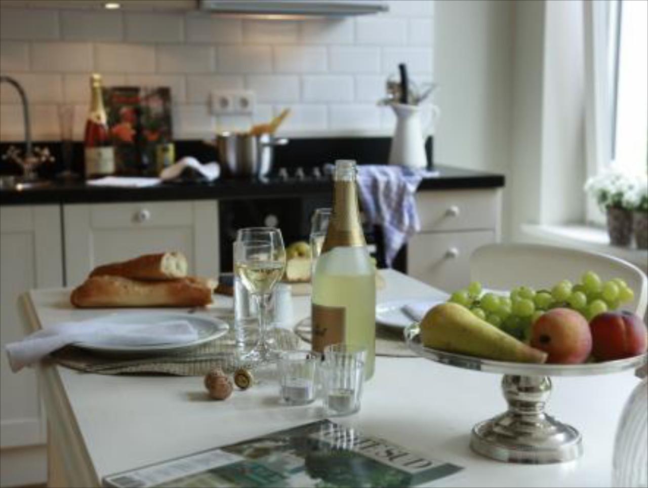 Von Deska Townhouses - The White House