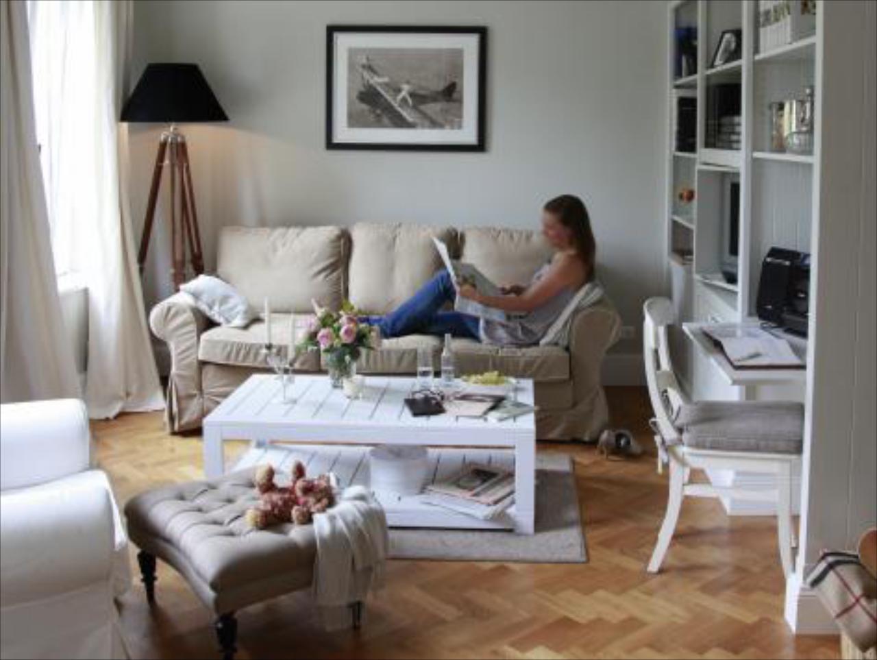 Von Deska Townhouses - The White House