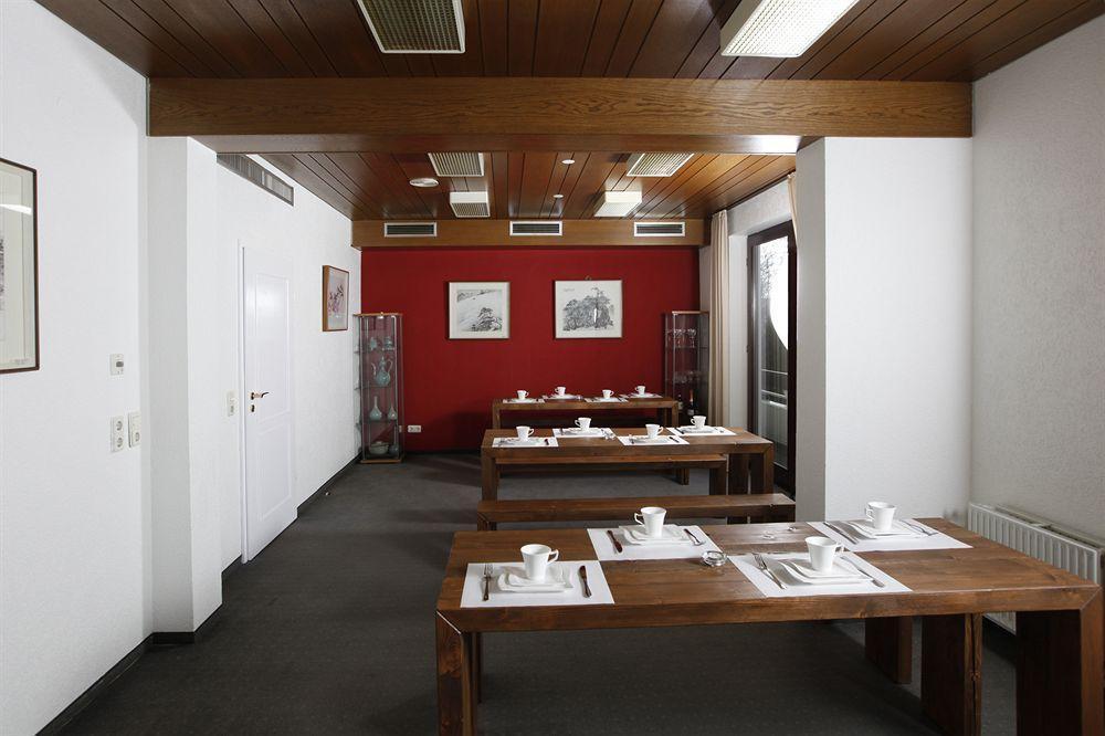 Waldhotel Maum
