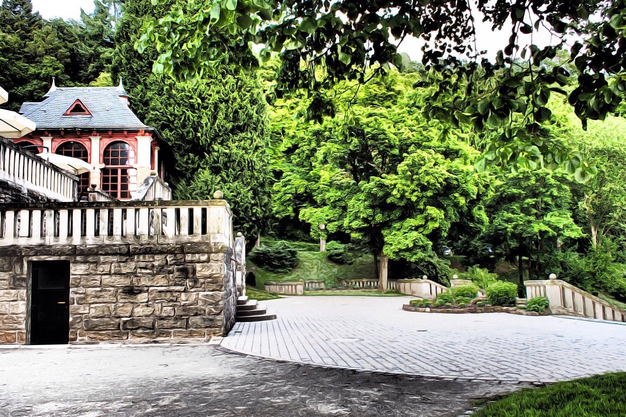 Schloss Hotel Wolfsbrunnen