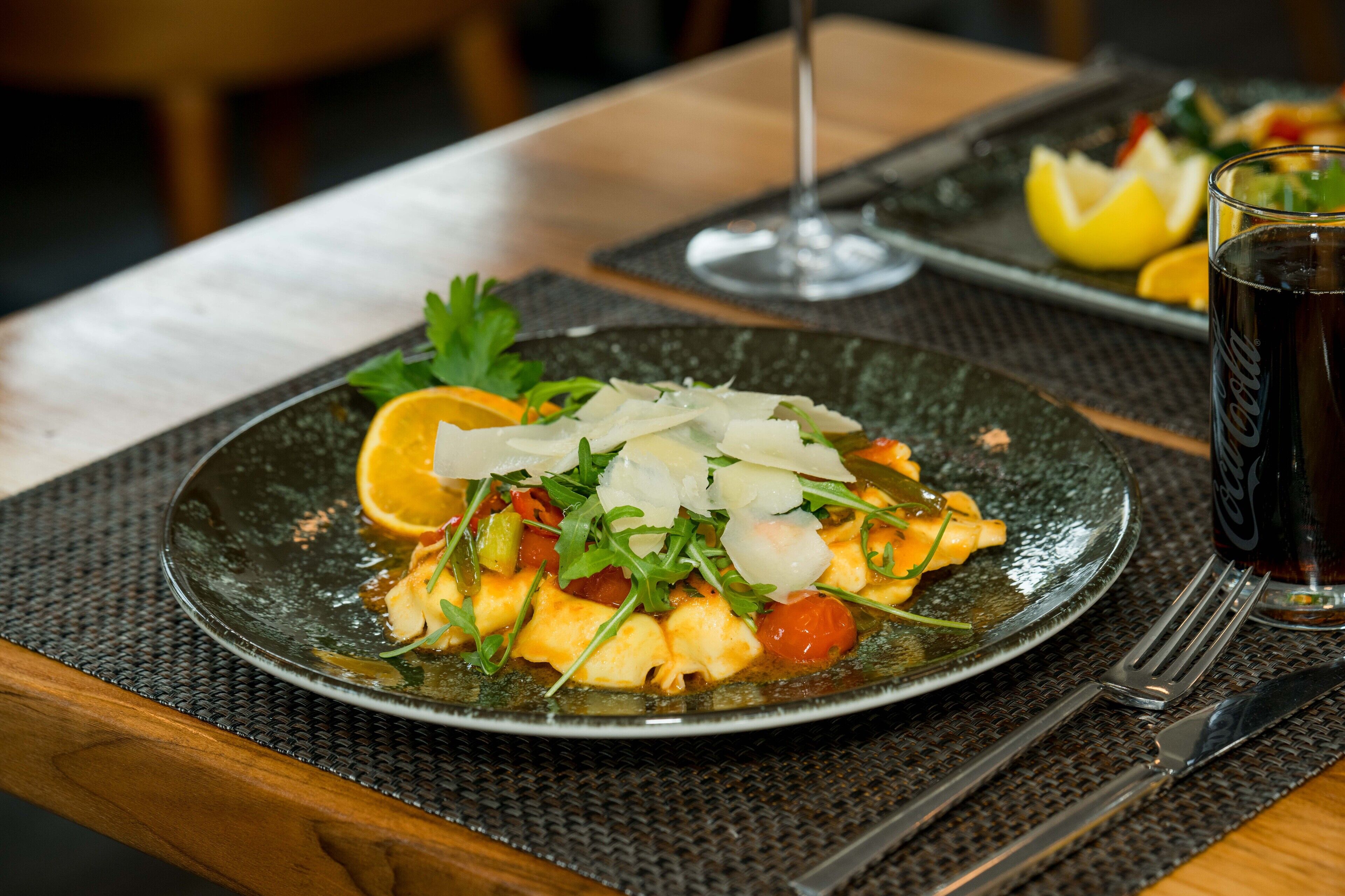 Roca Restaurant And Hotel