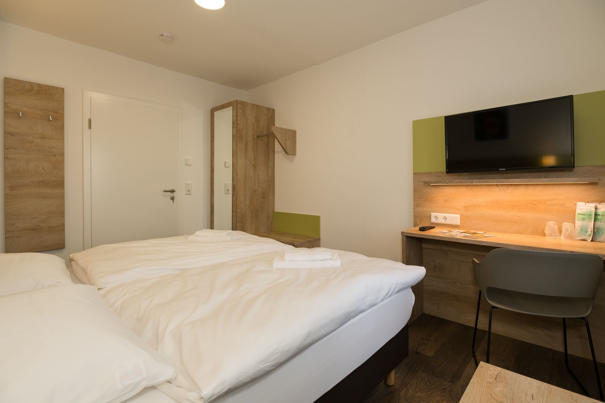 Roca Restaurant And Hotel