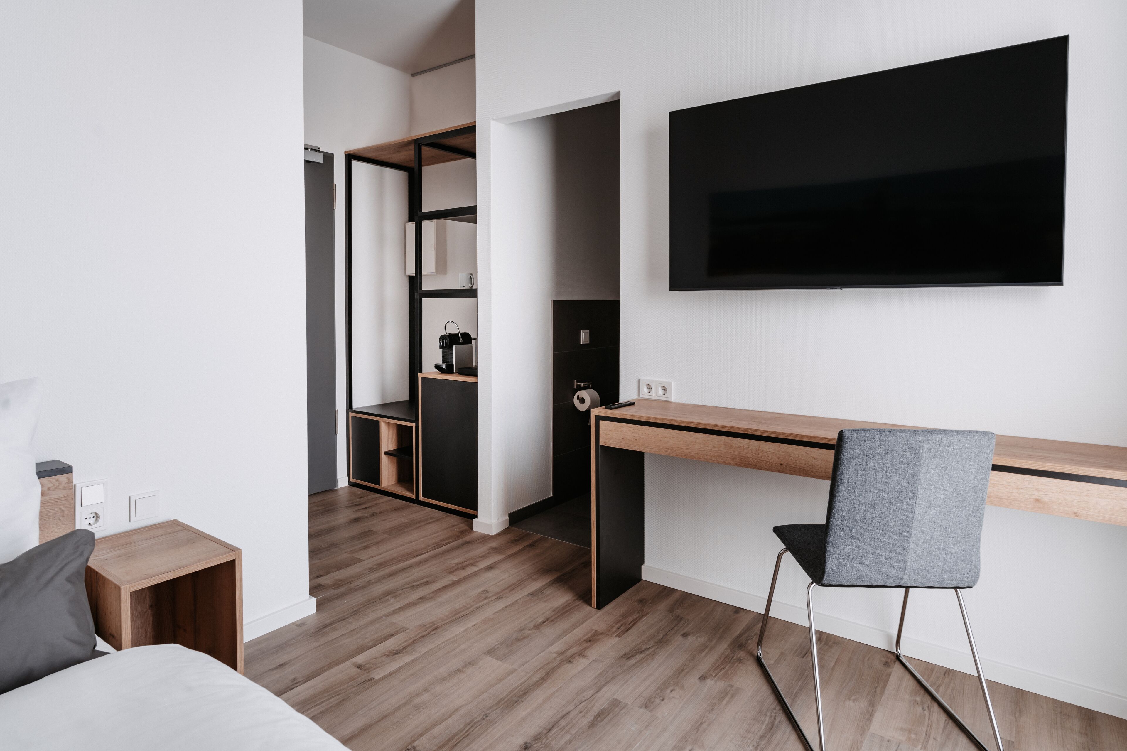 Step Inn Hotel