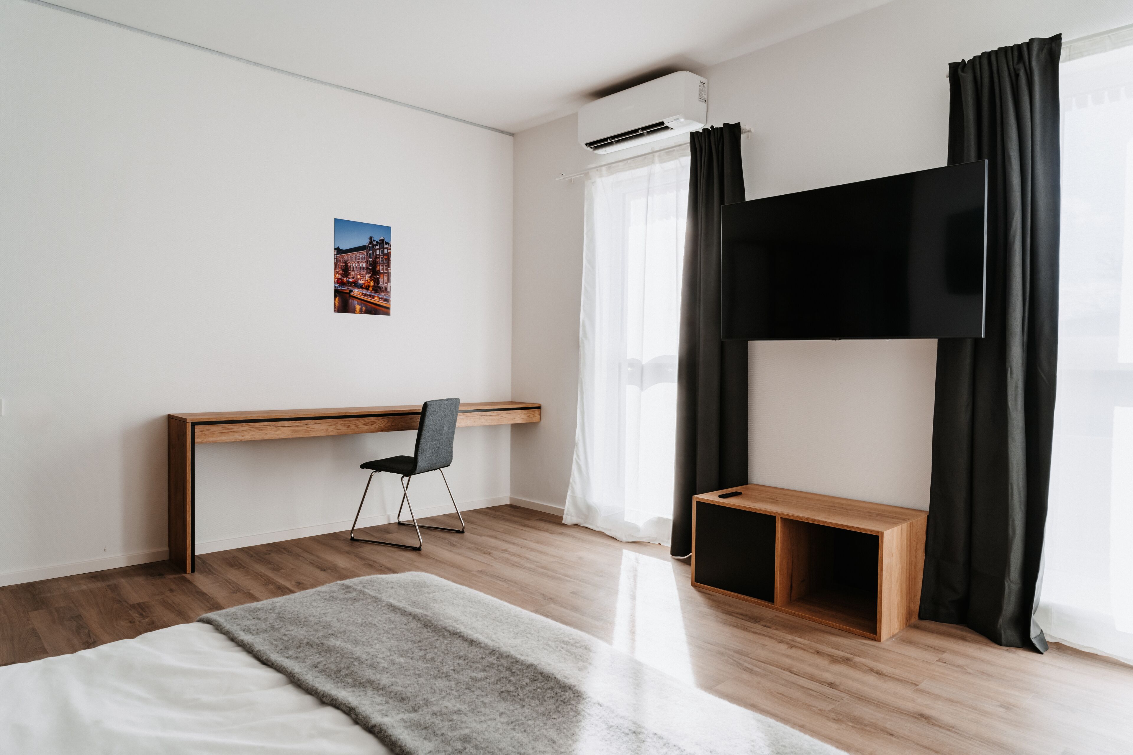 Step Inn Hotel
