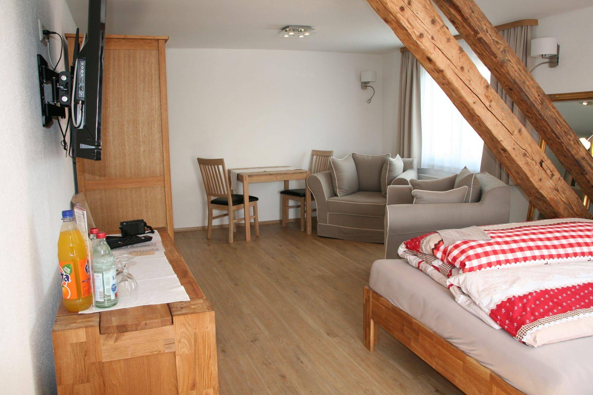 Adam & Eva Gasthof Paradies