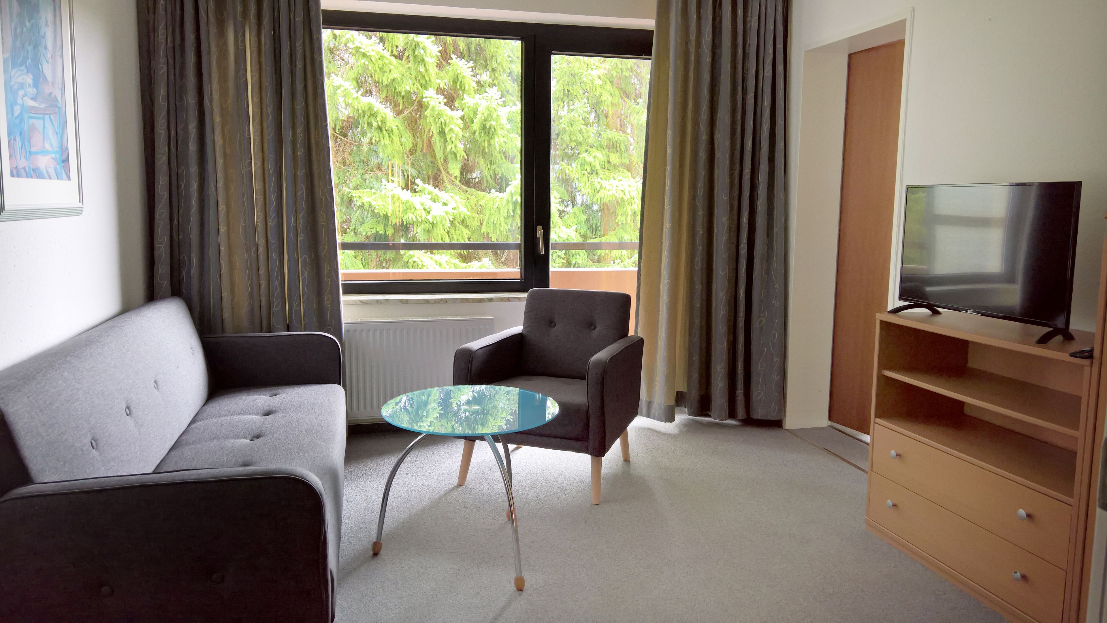 Forest Apartments & Rooms