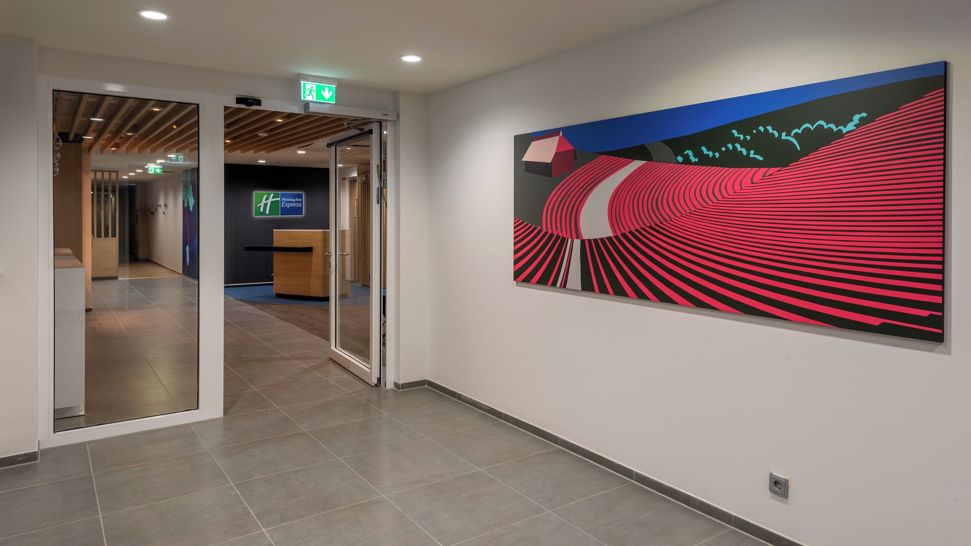 Holiday Inn Express Hamburg South A7 AS42, an IHG Hotel