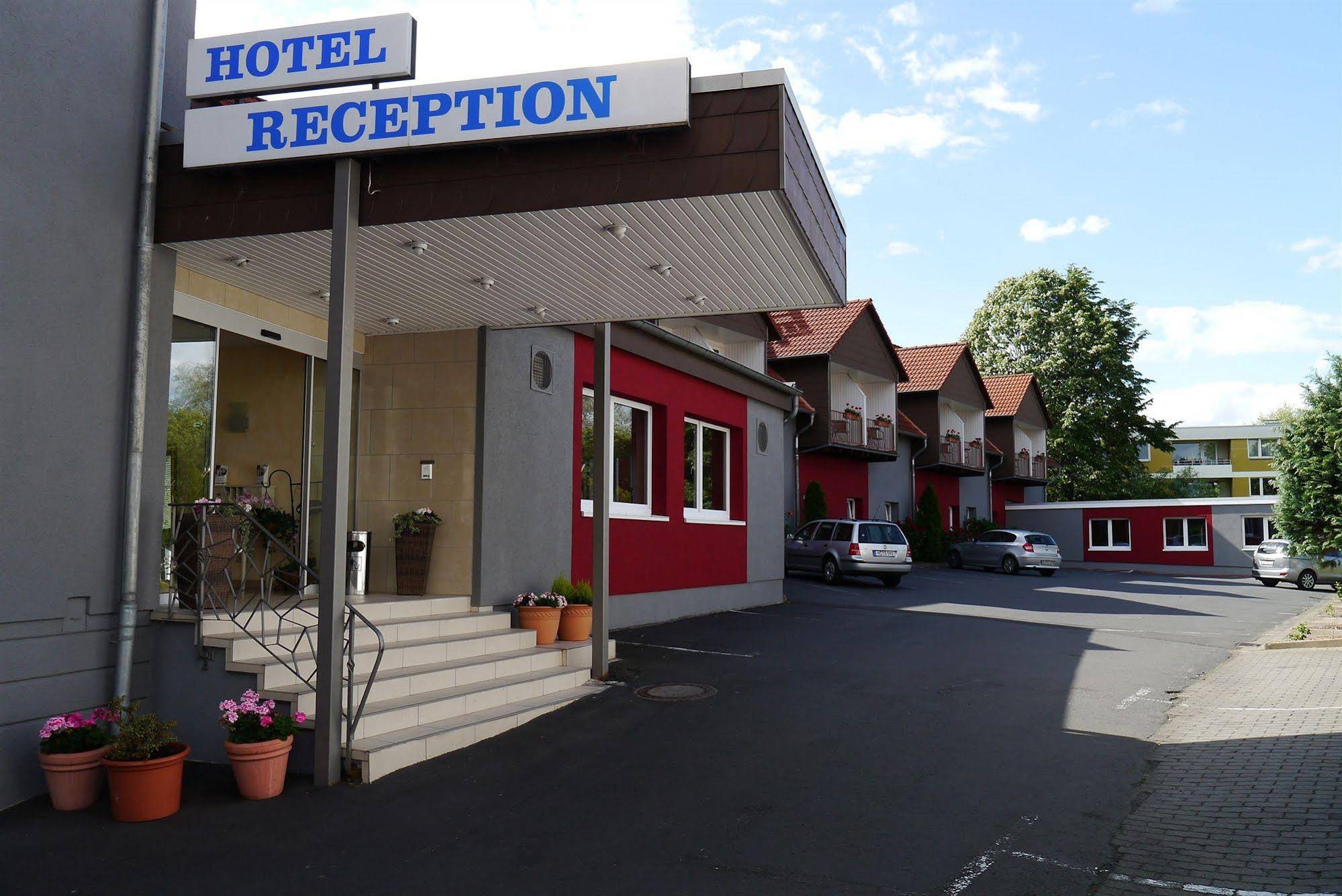 Adesso Schweizer Hof
