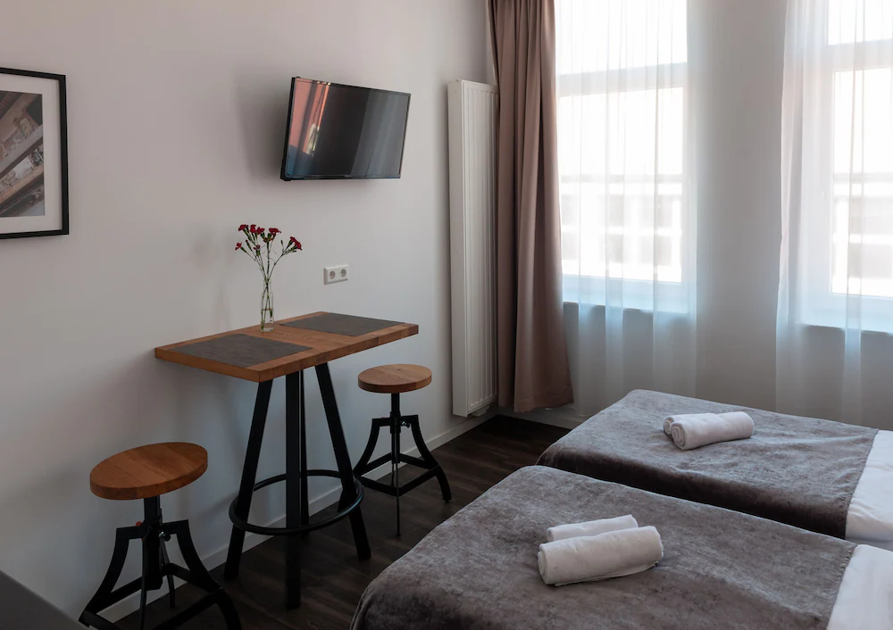 Apartment Lenaustrasse