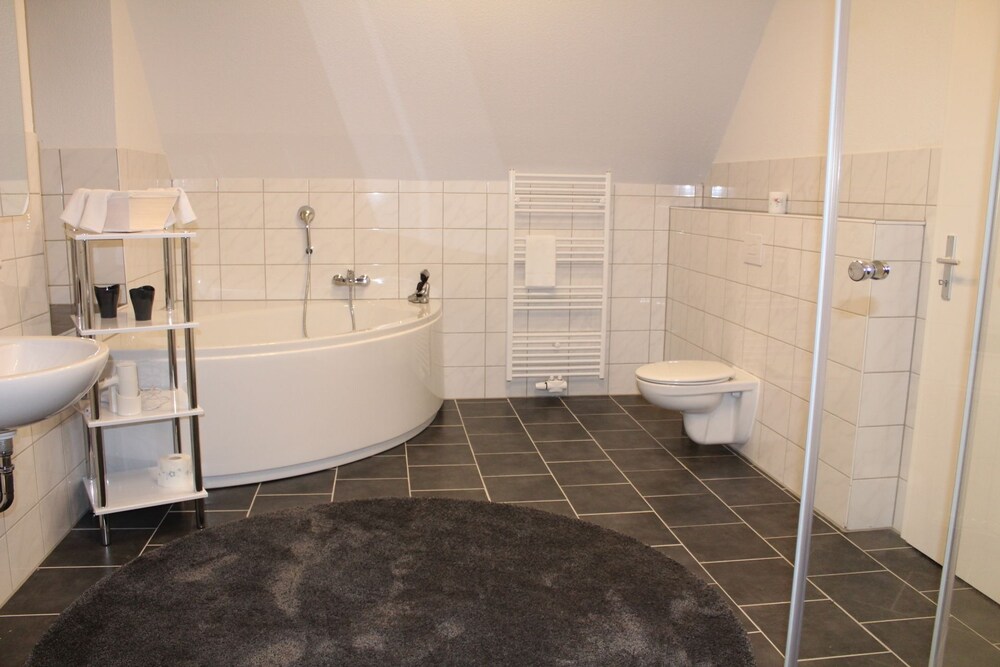 Pension Donau Apartments - Limmerstr 25