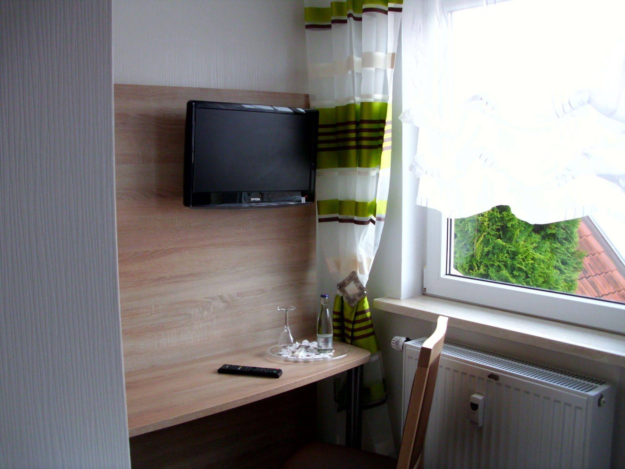 Hotel Road-House